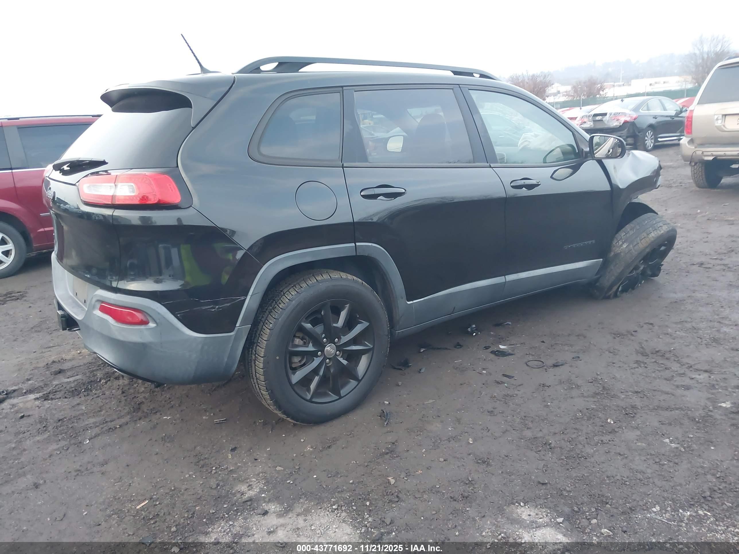 JEEP CHEROKEE image 4