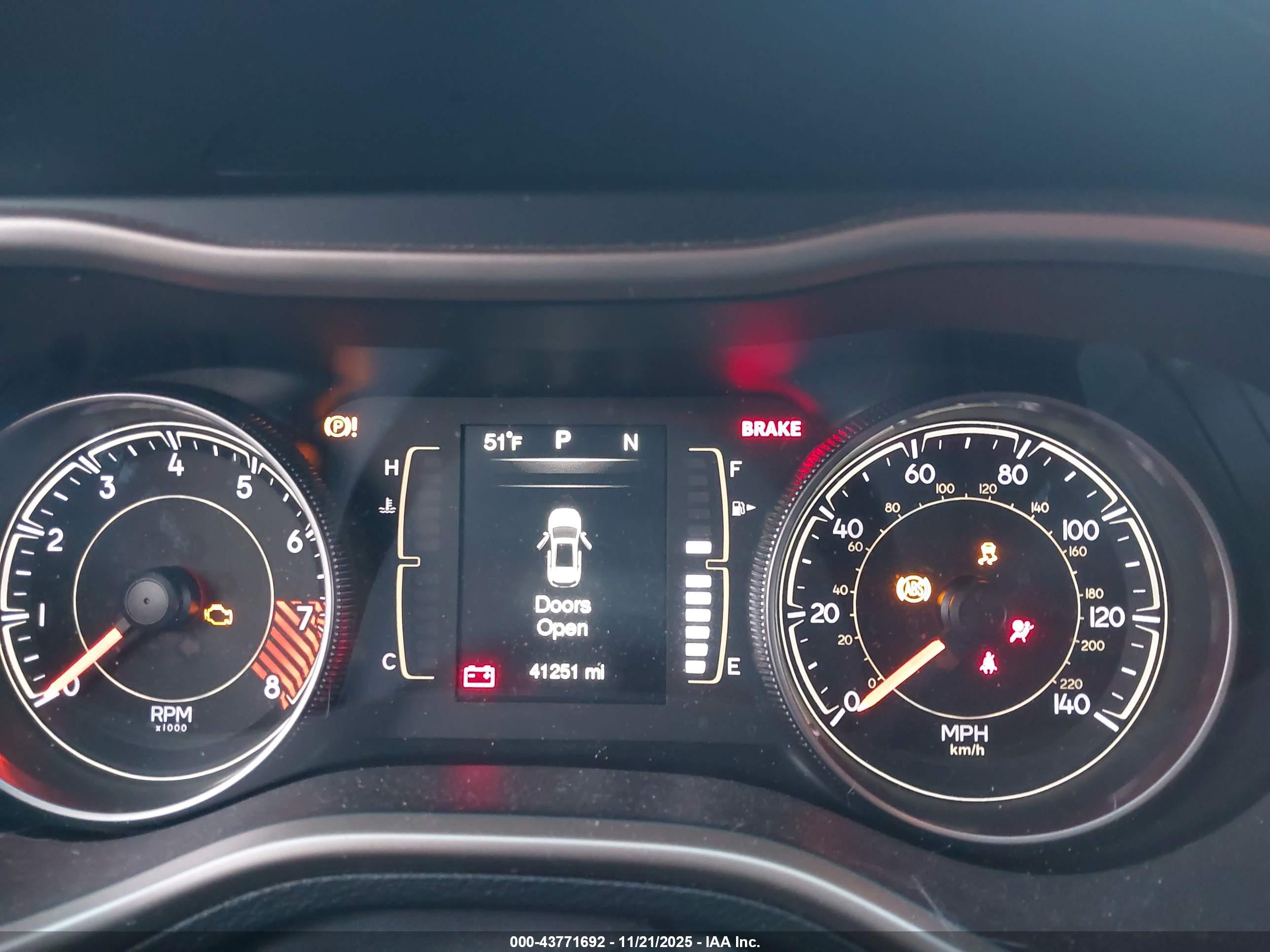 JEEP CHEROKEE image 7