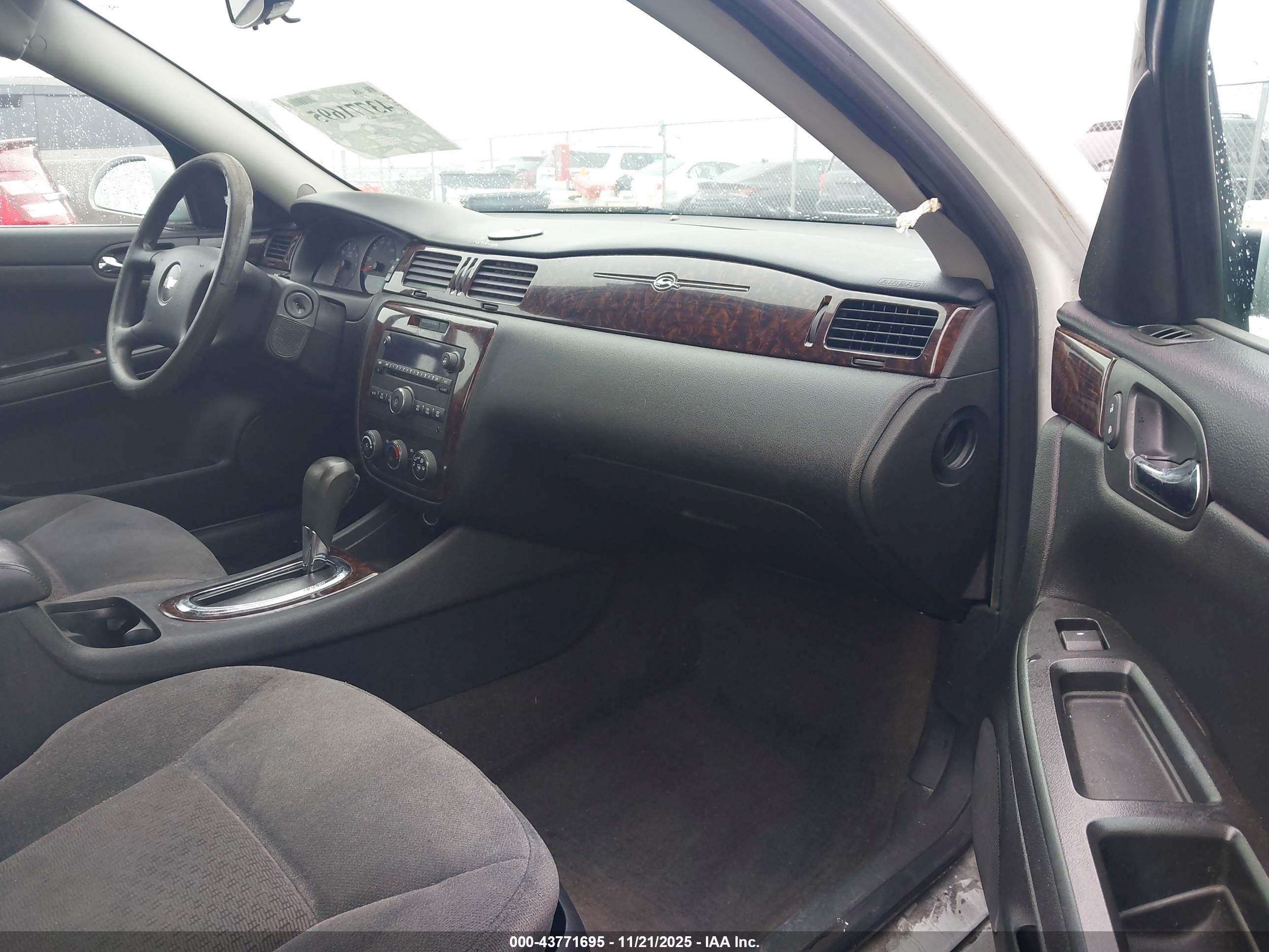 CHEVROLET IMPALA image 5