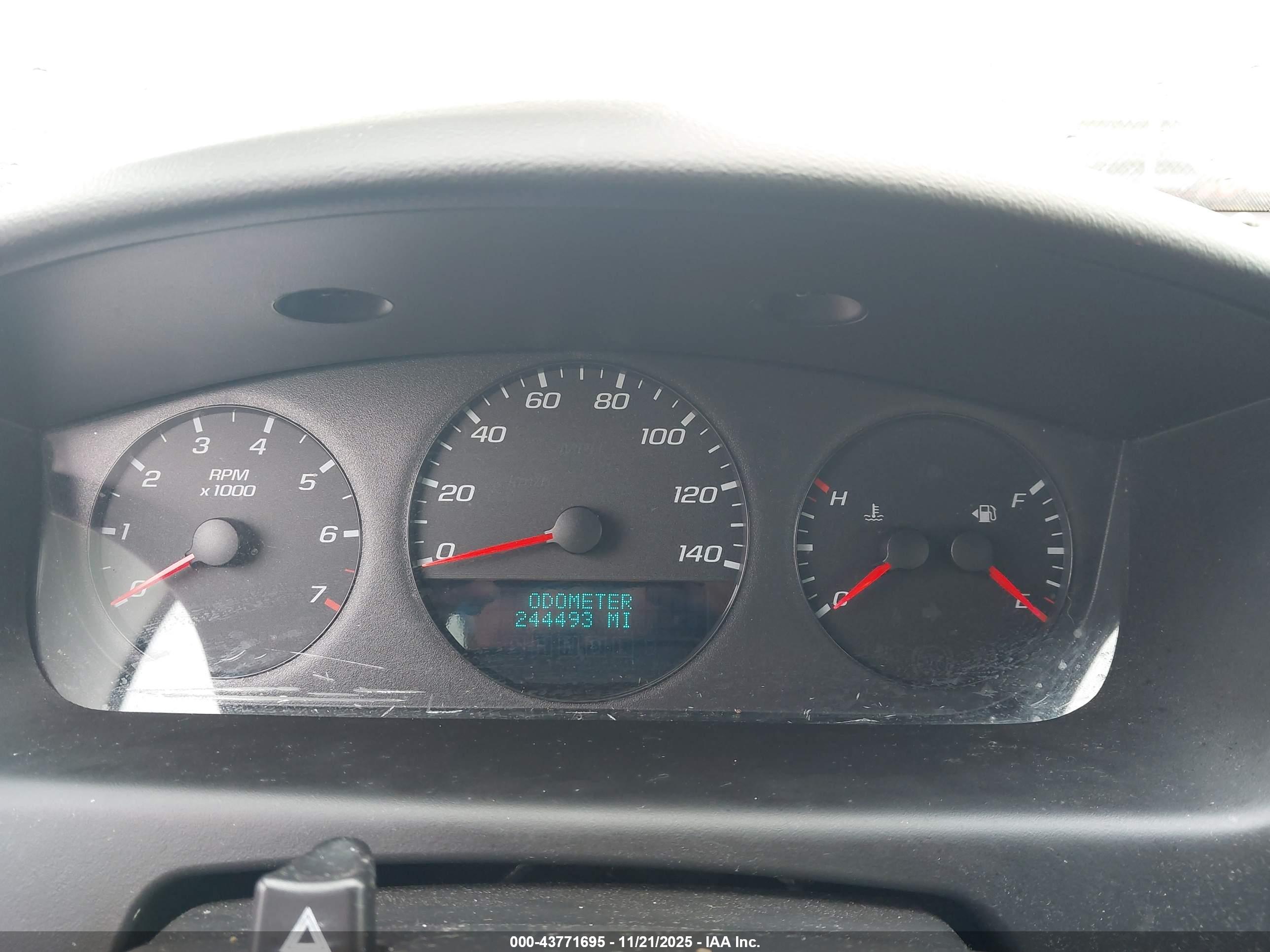CHEVROLET IMPALA image 7
