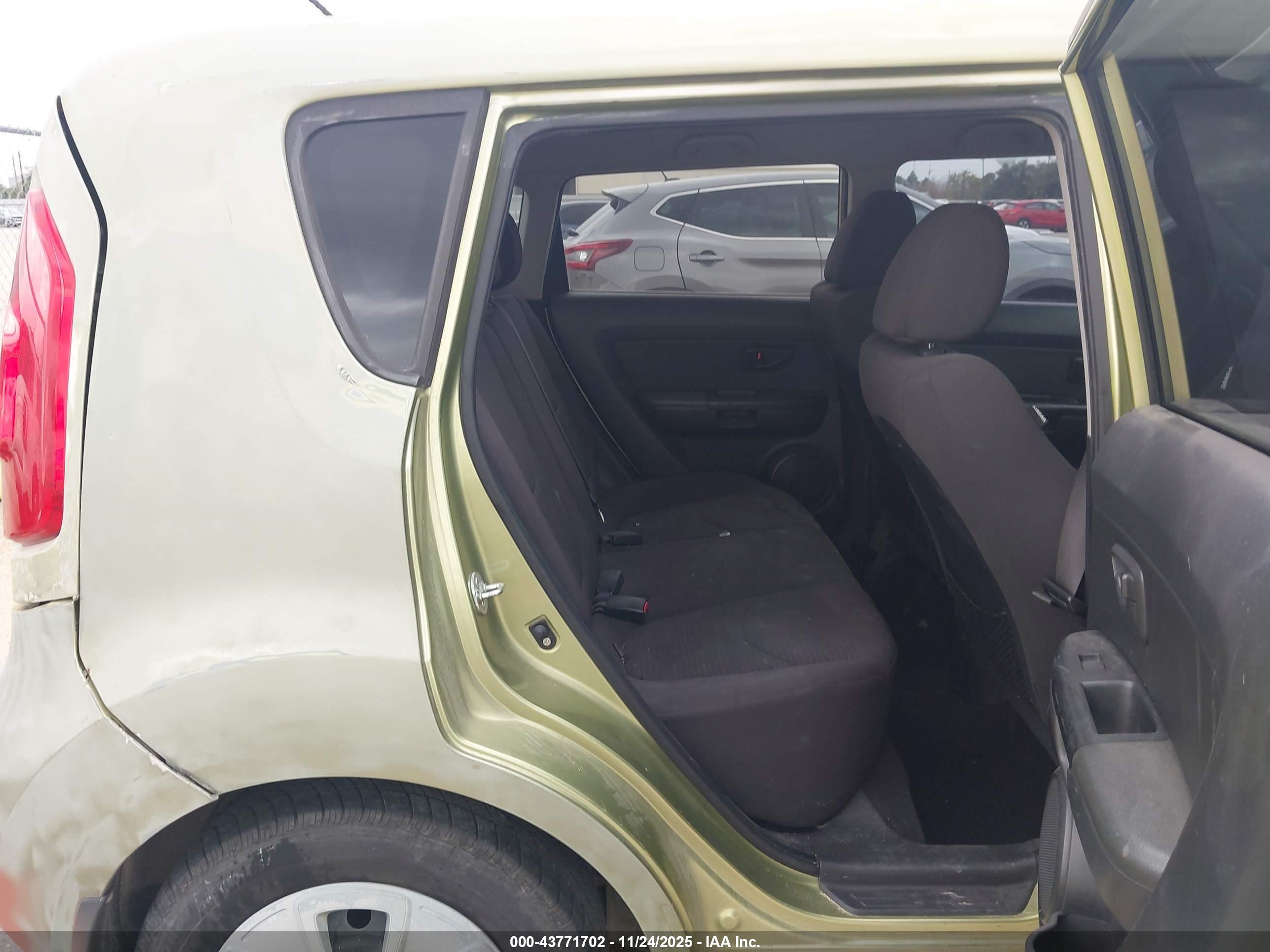 KIA SOUL image 8