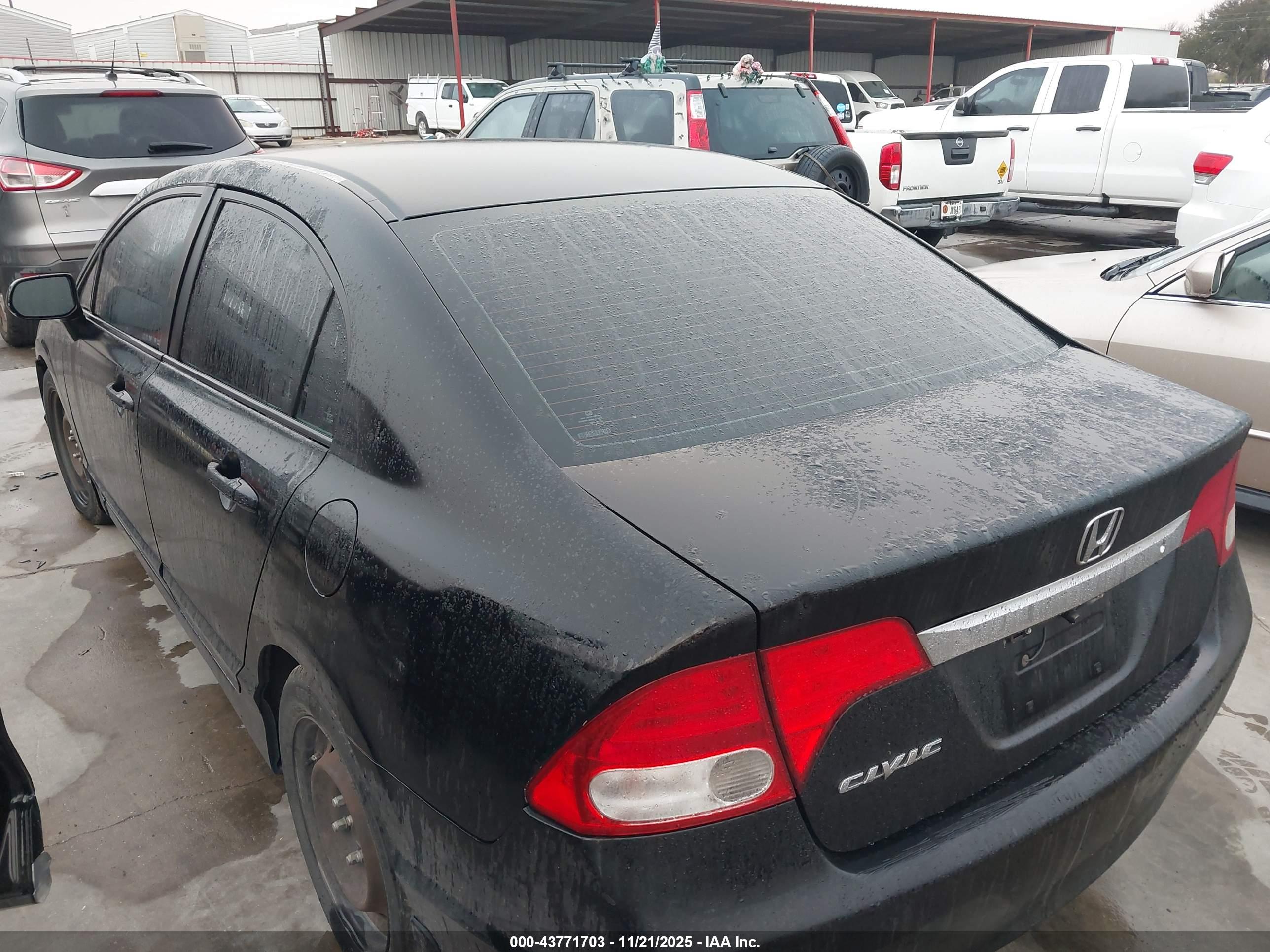 HONDA CIVIC image 3