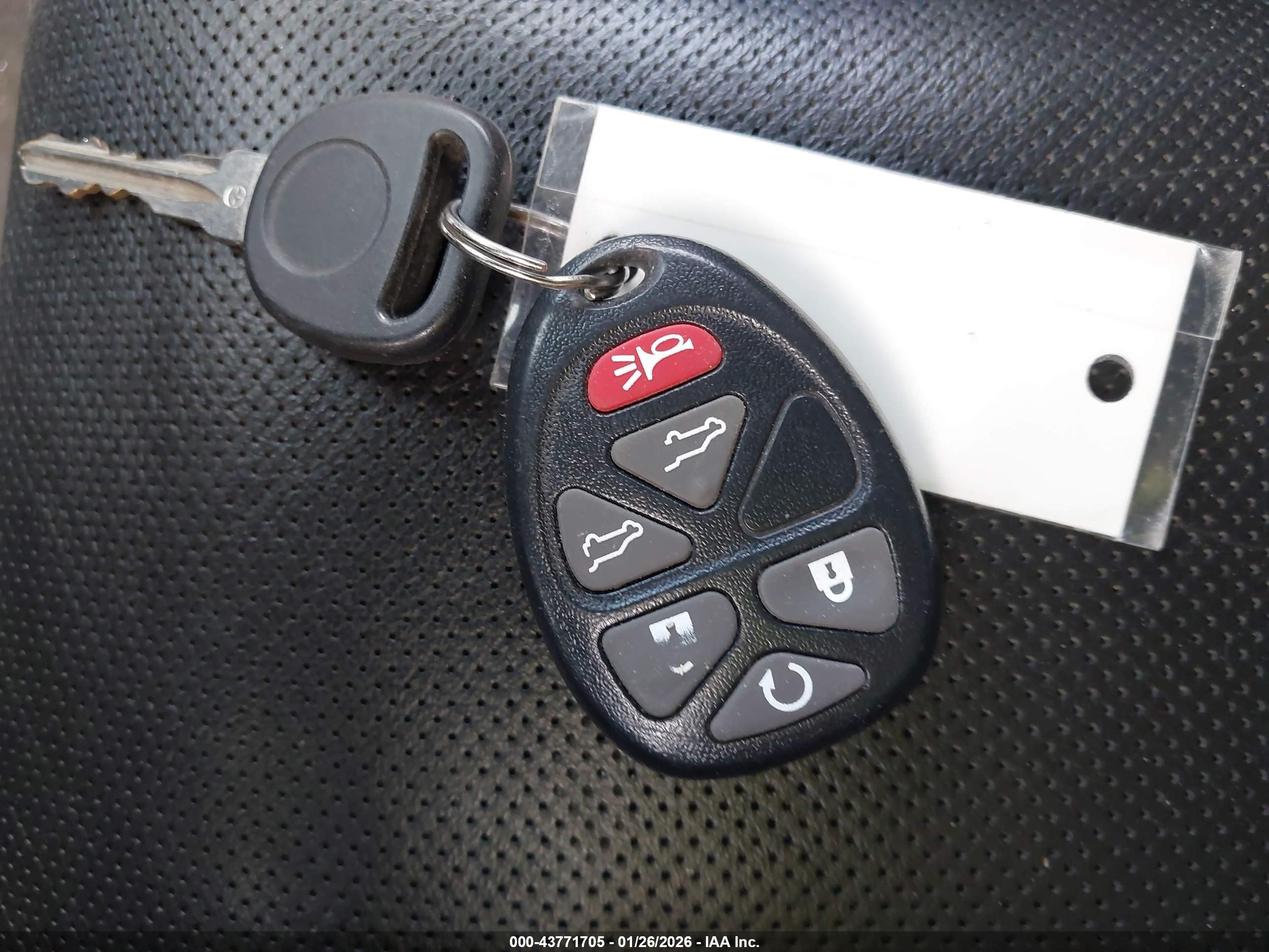 GMC YUKON image 11