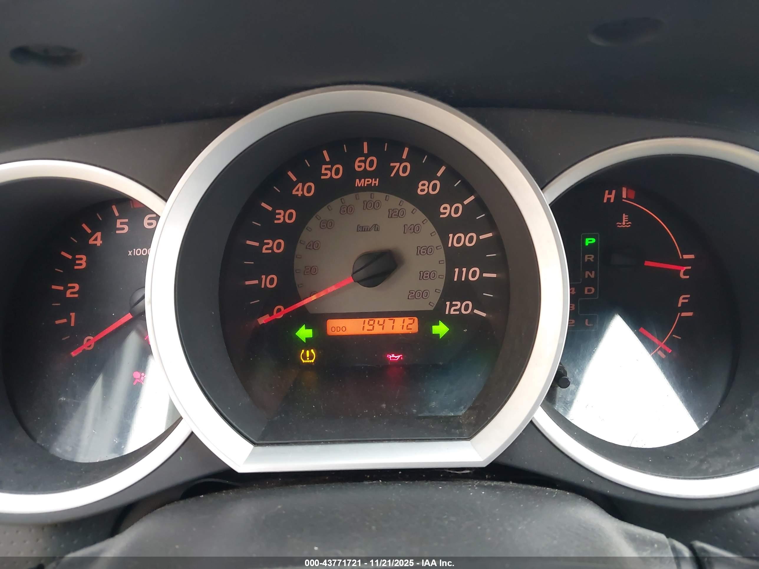 TOYOTA TACOMA image 7