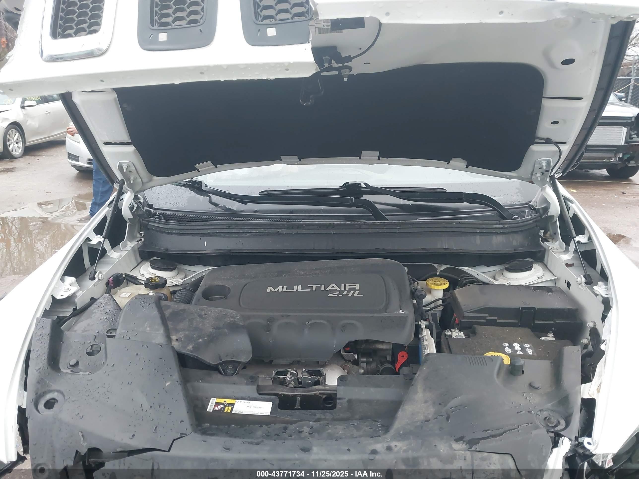 JEEP CHEROKEE image 10