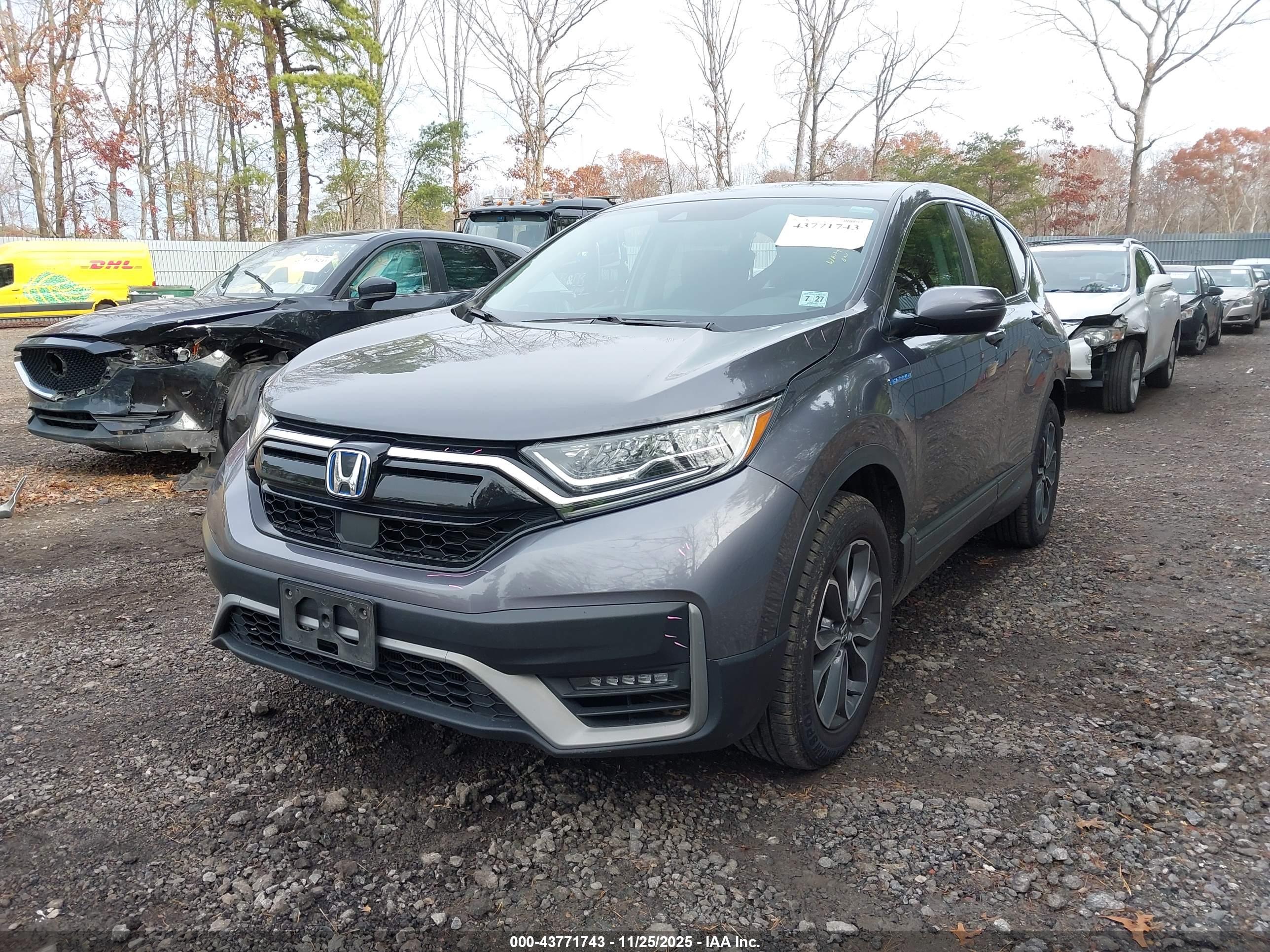 HONDA CR-V image 2