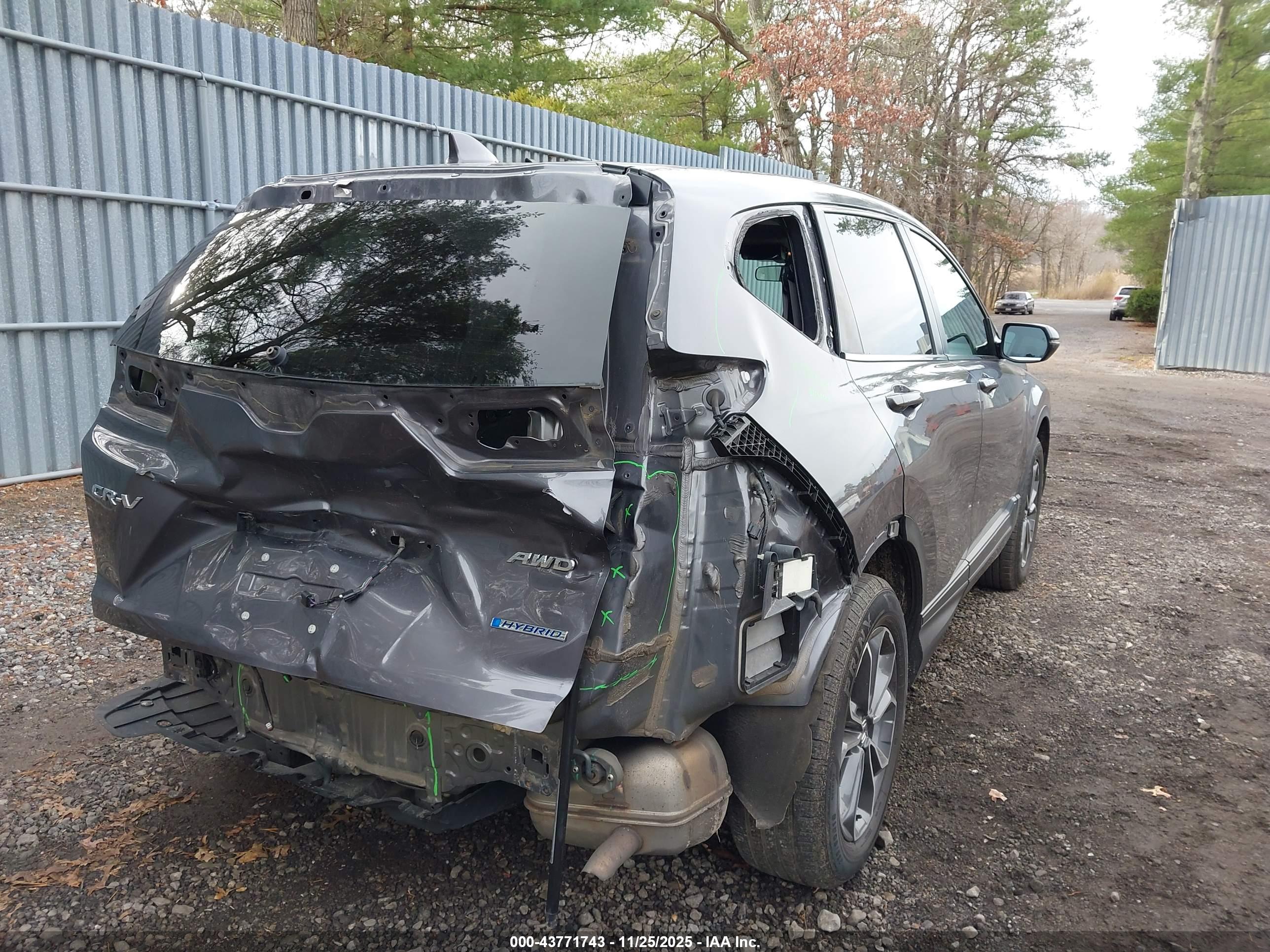 HONDA CR-V image 4