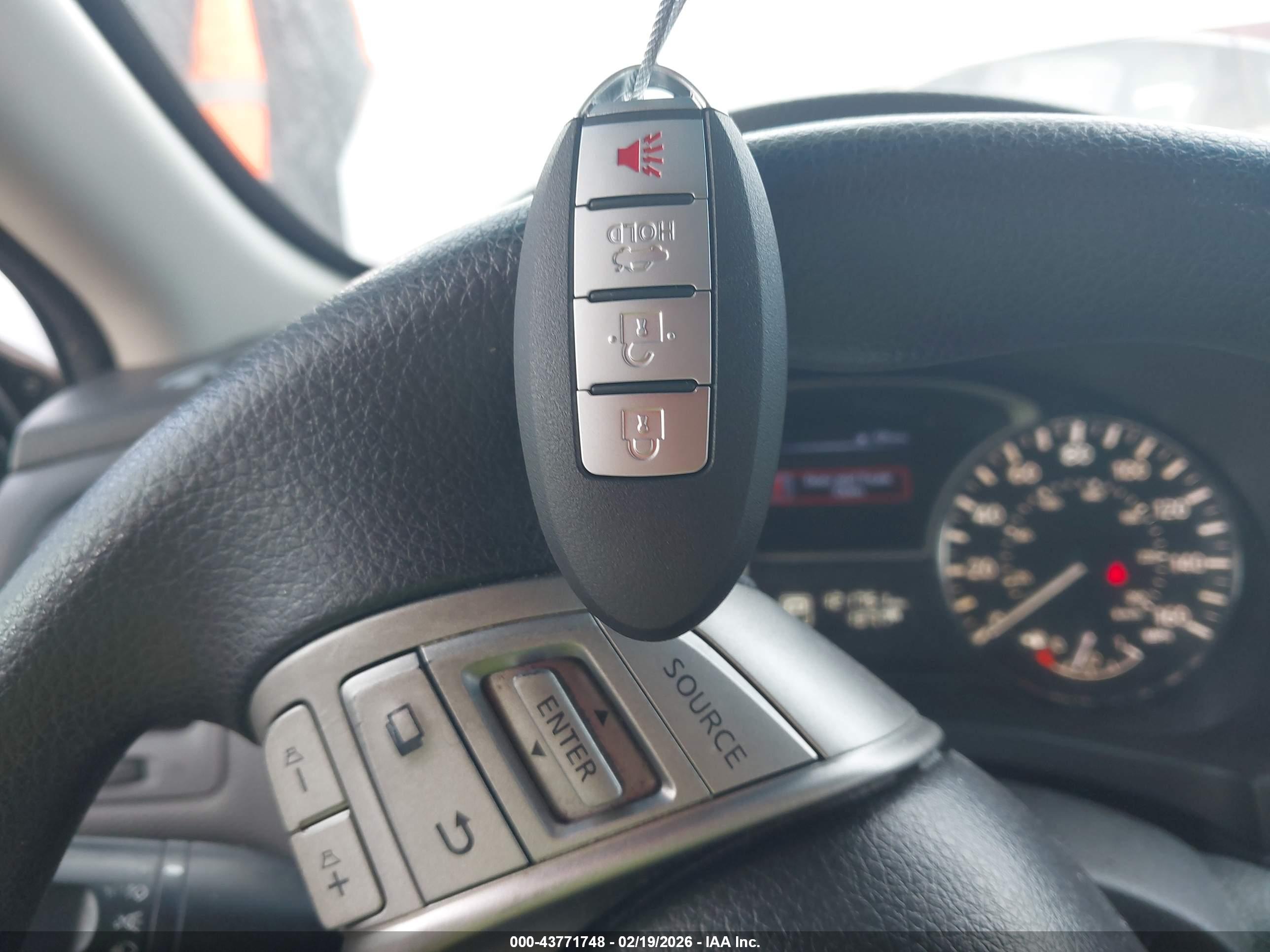 NISSAN ALTIMA image 11