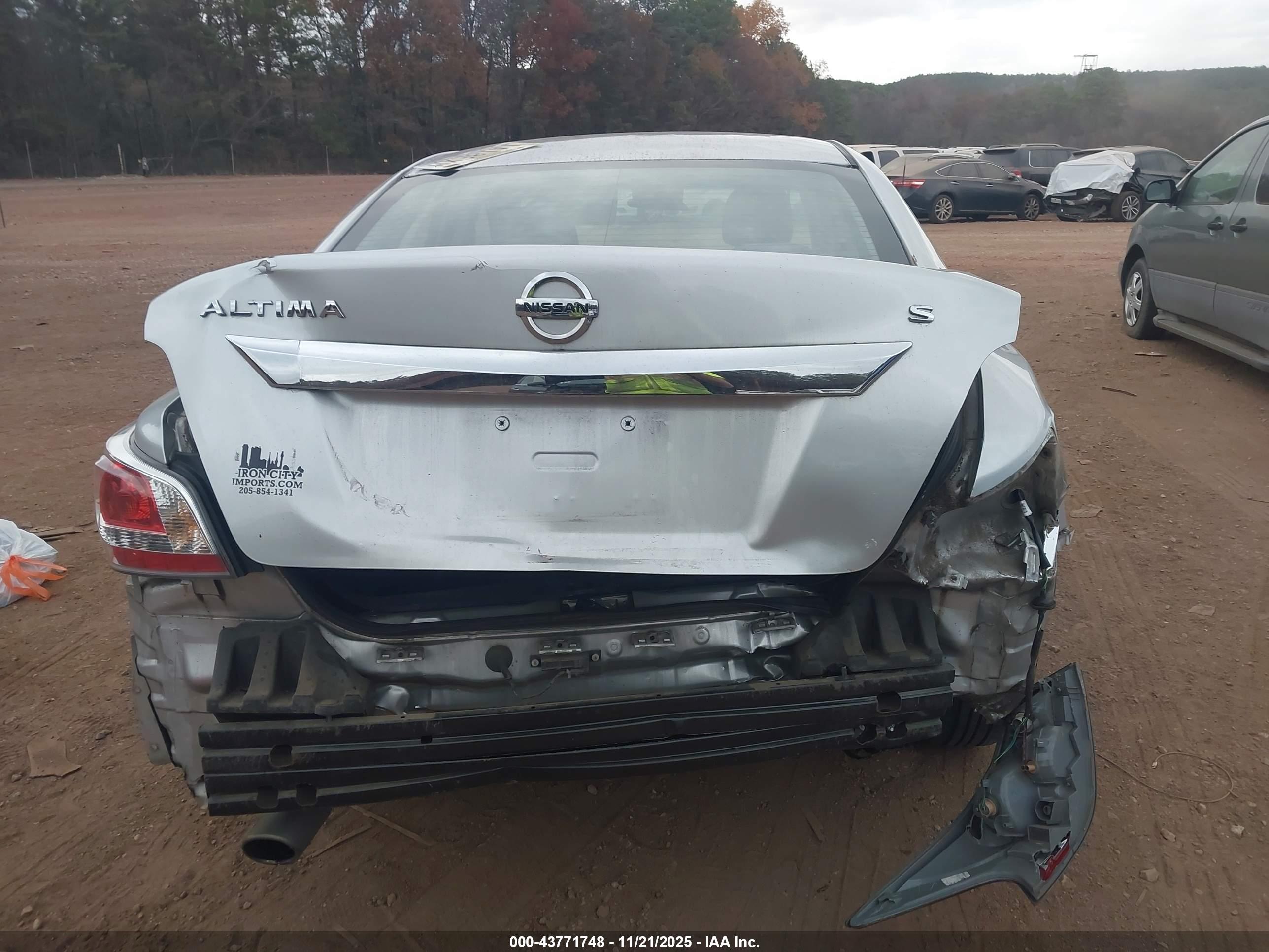 NISSAN ALTIMA image 6
