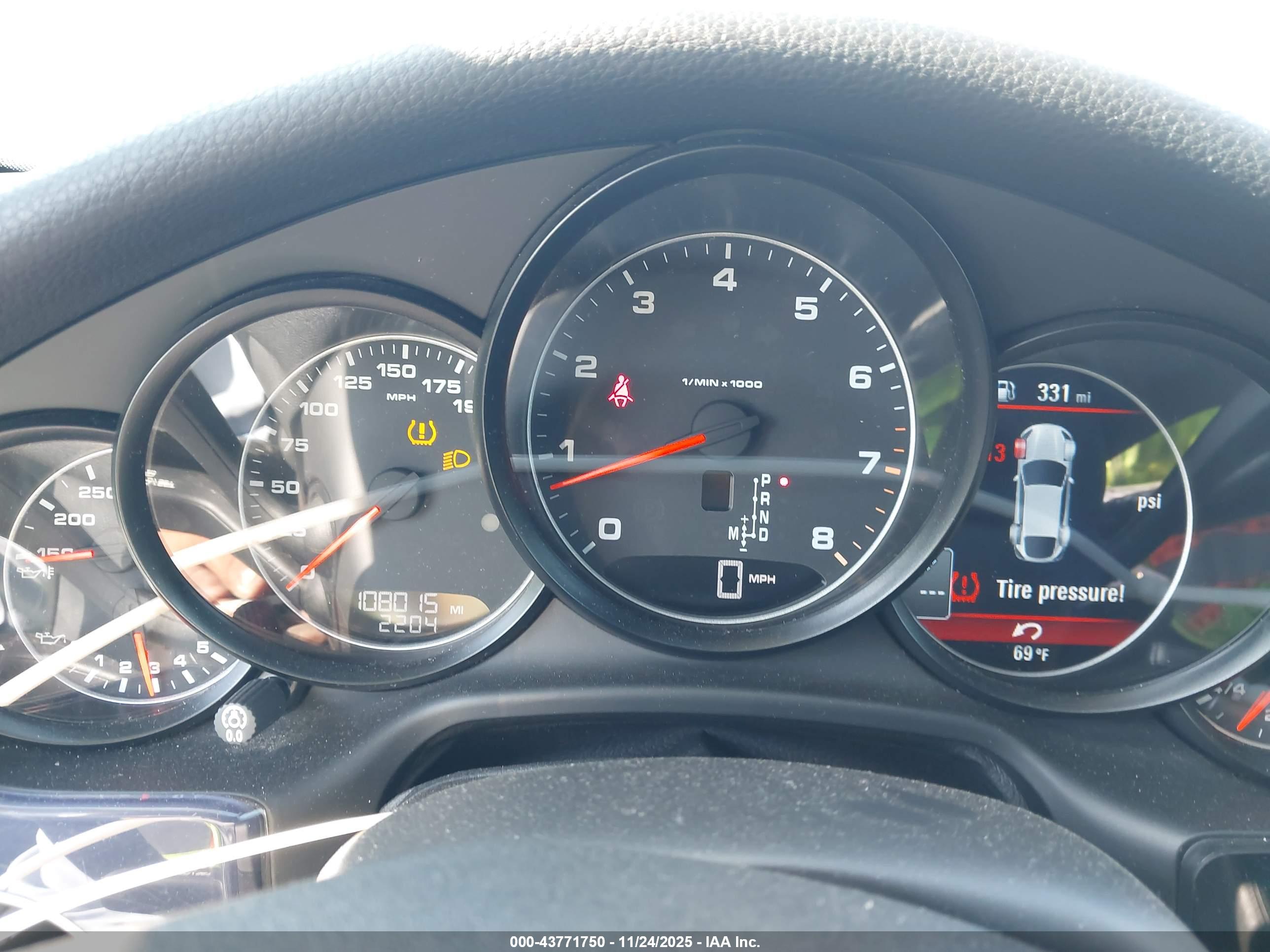 PORSCHE PANAMERA image 7