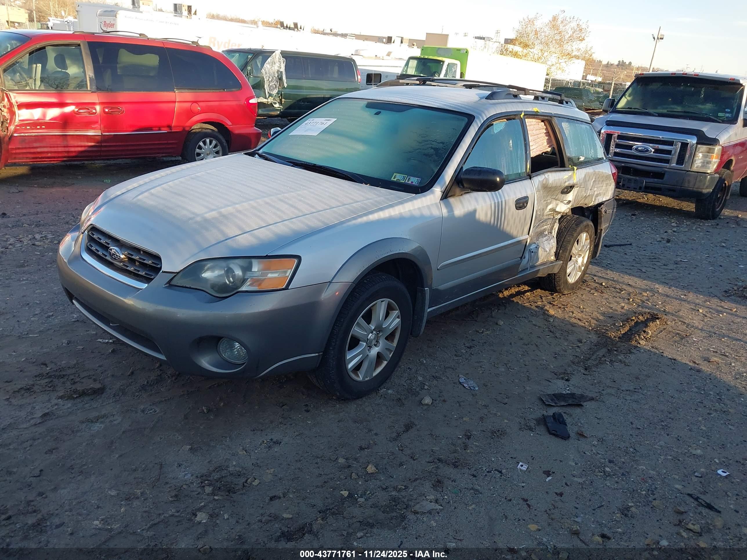SUBARU OUTBACK image 2