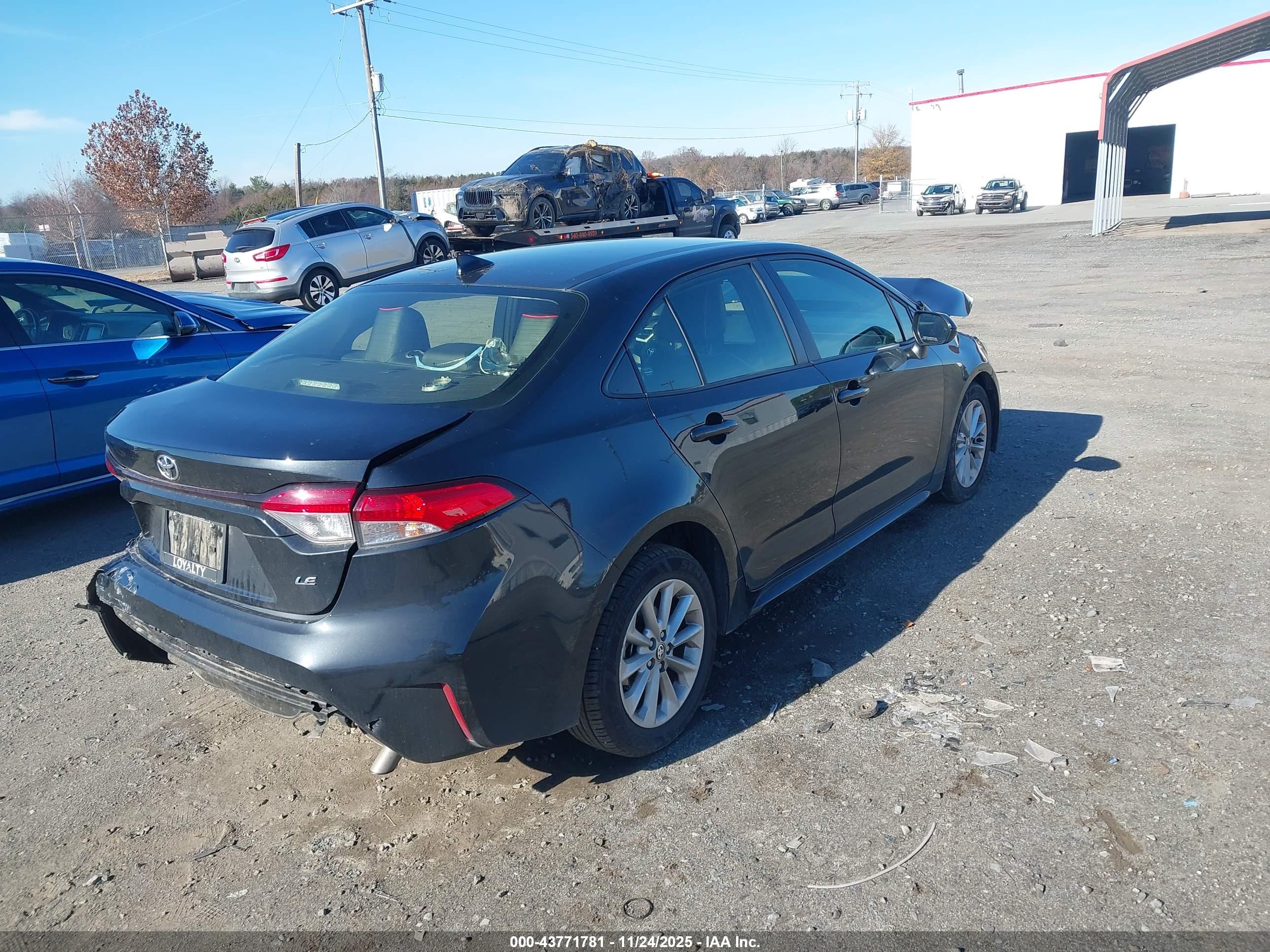 TOYOTA COROLLA image 4