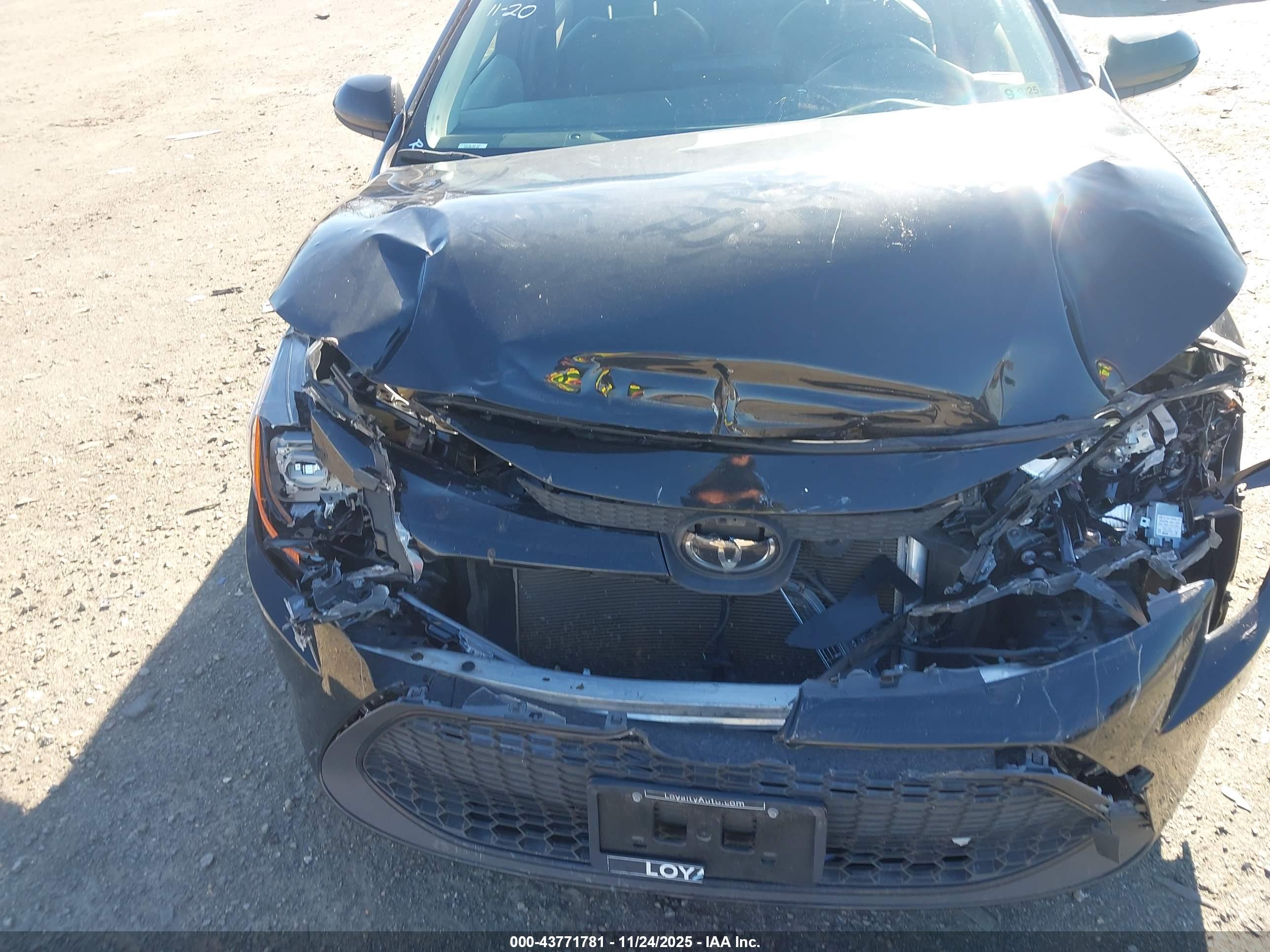 TOYOTA COROLLA image 6