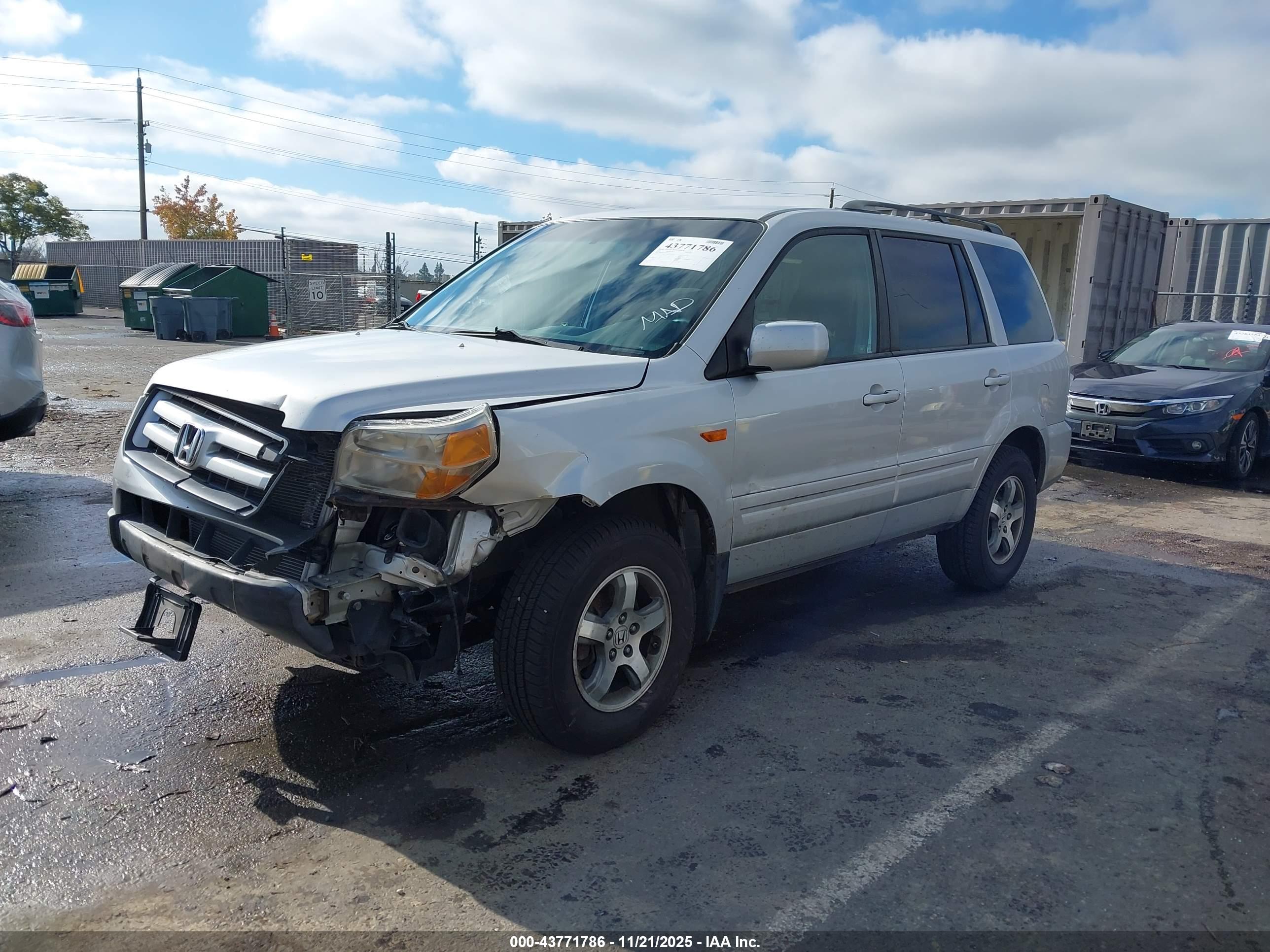 HONDA PILOT image 2