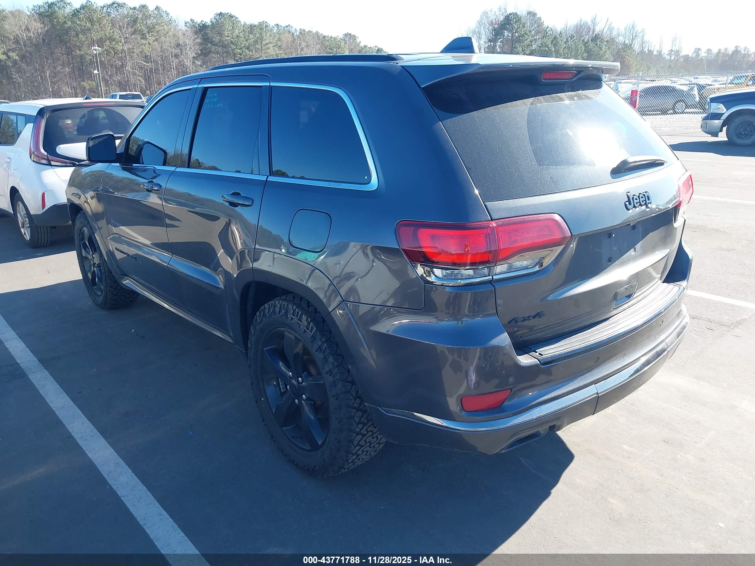 JEEP GRAND image 3