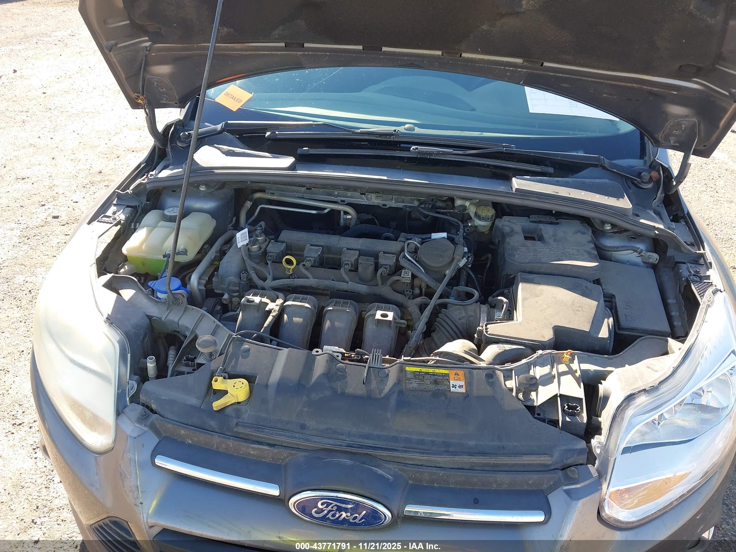 FORD FOCUS image 10