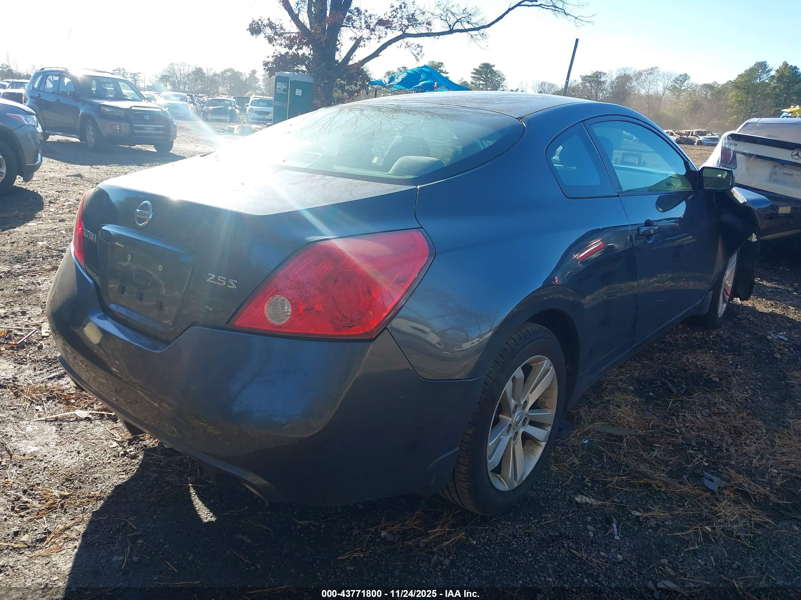 NISSAN ALTIMA image 4