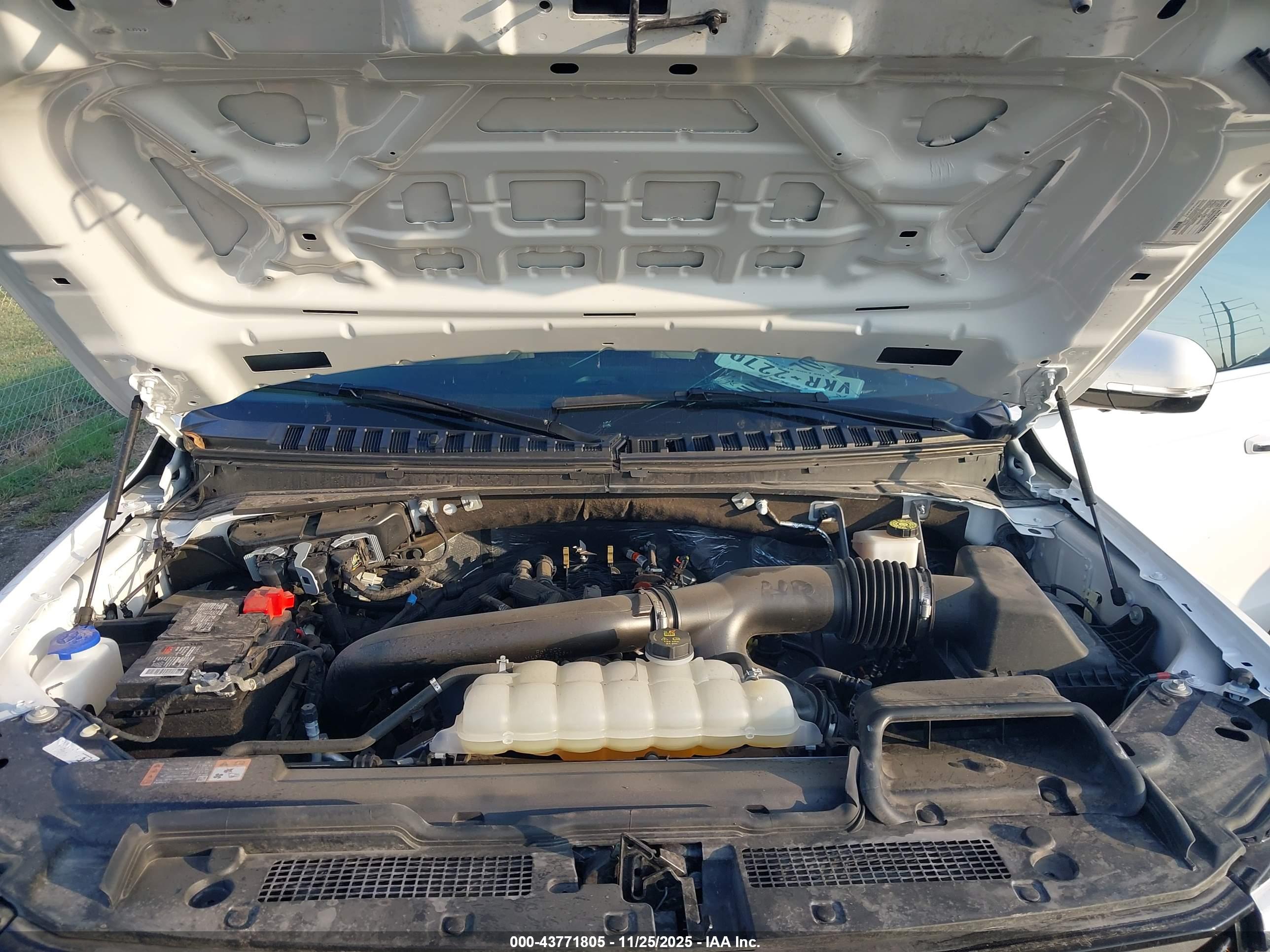 FORD EXPEDITION image 10