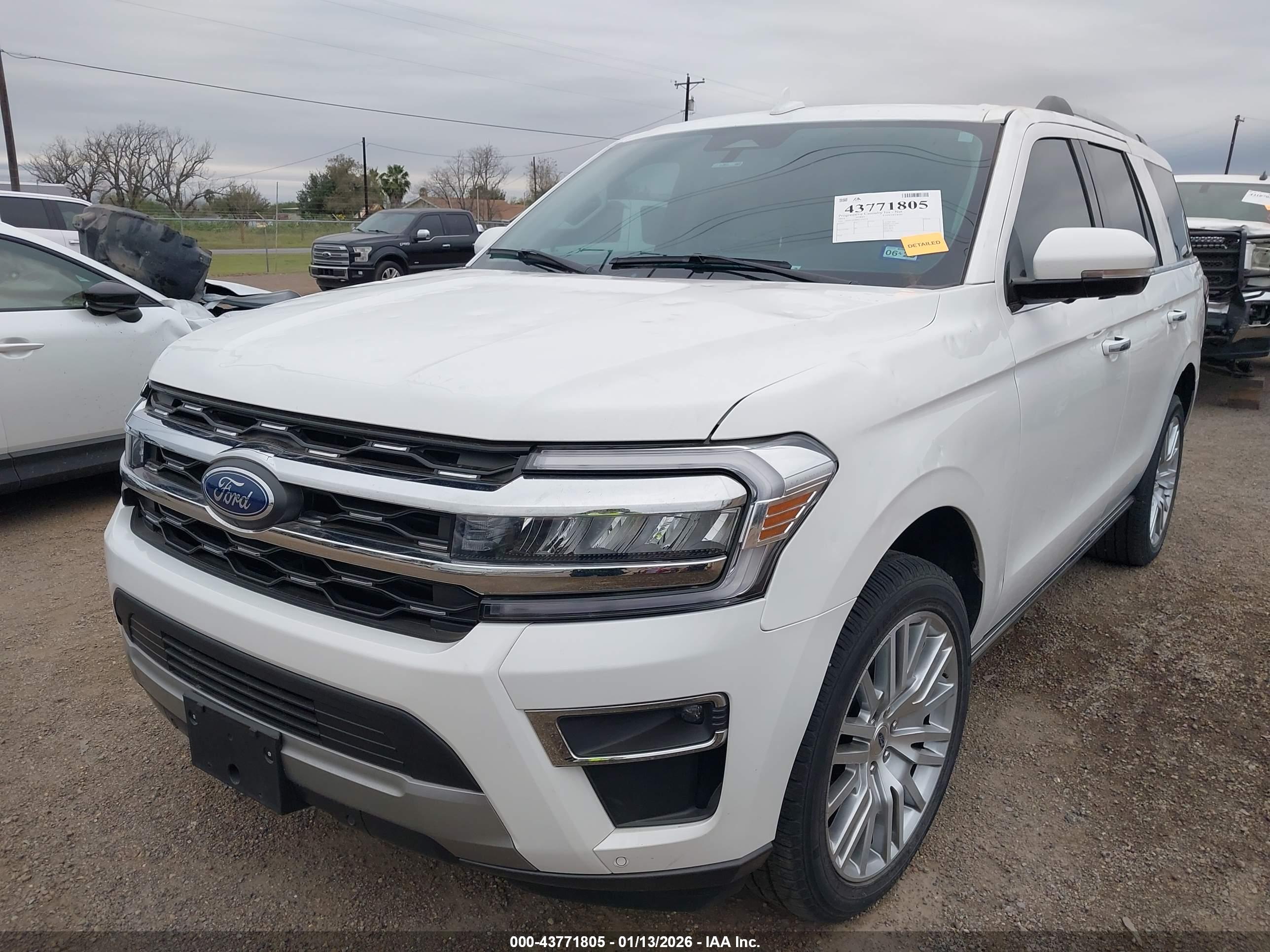 FORD EXPEDITION image 6