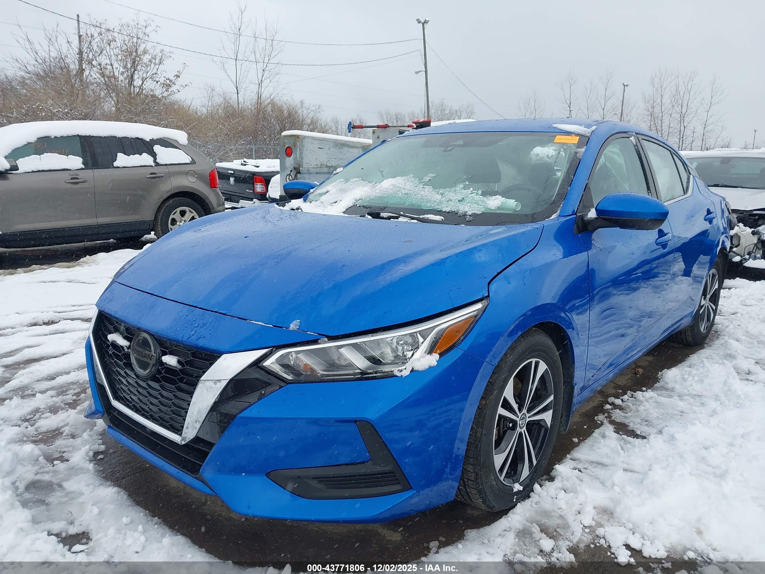 NISSAN SENTRA image 2