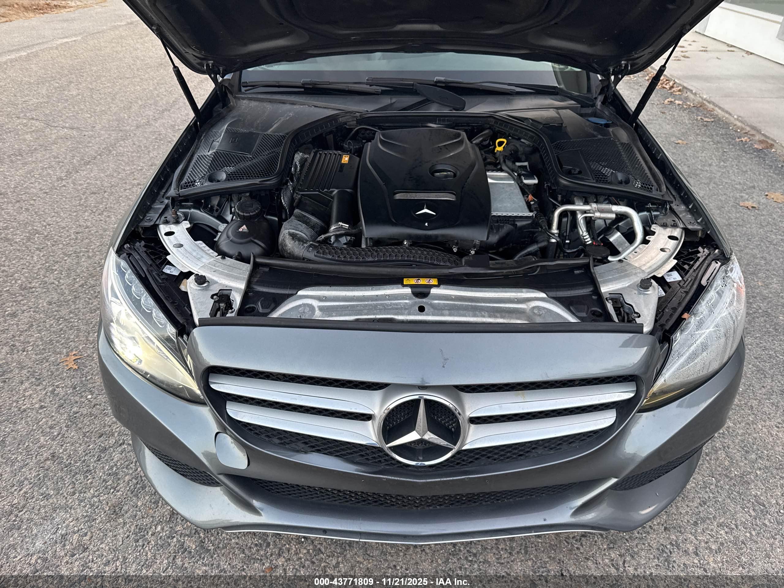 MERCEDES-BENZ C image 10