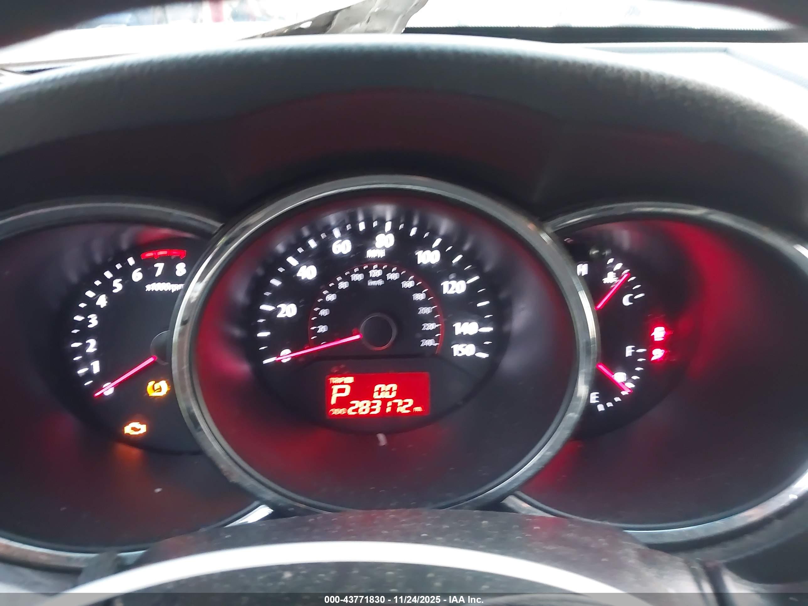 KIA SORENTO image 7