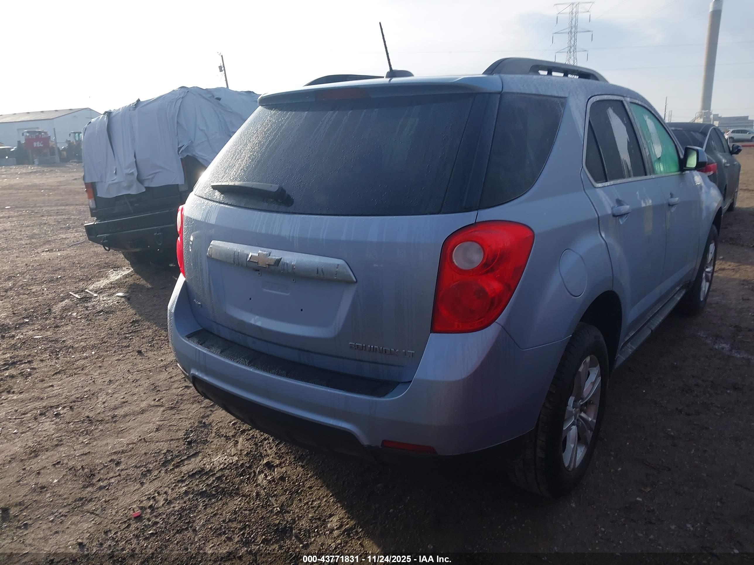 CHEVROLET EQUINOX image 4