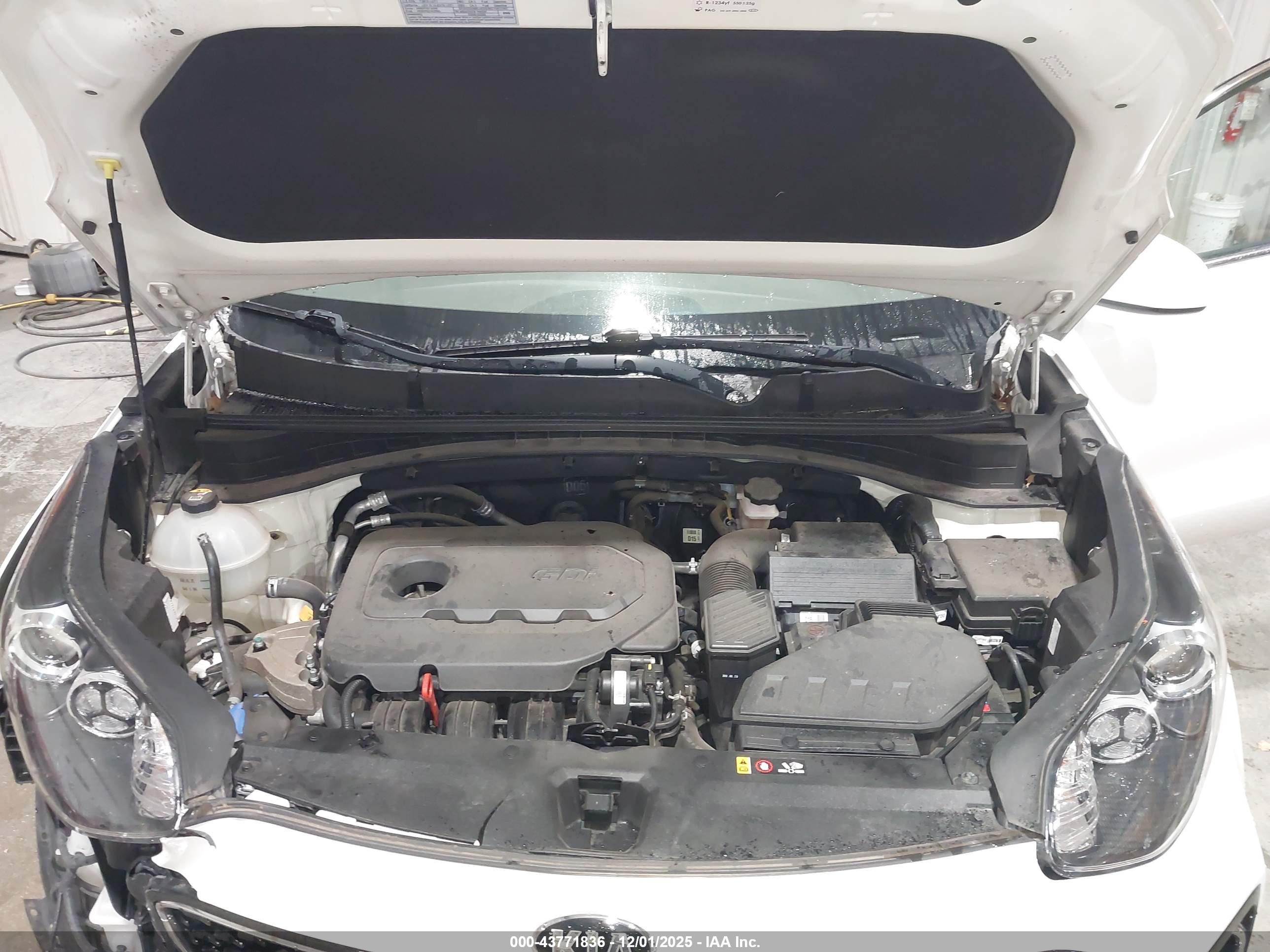 KIA SPORTAGE image 10