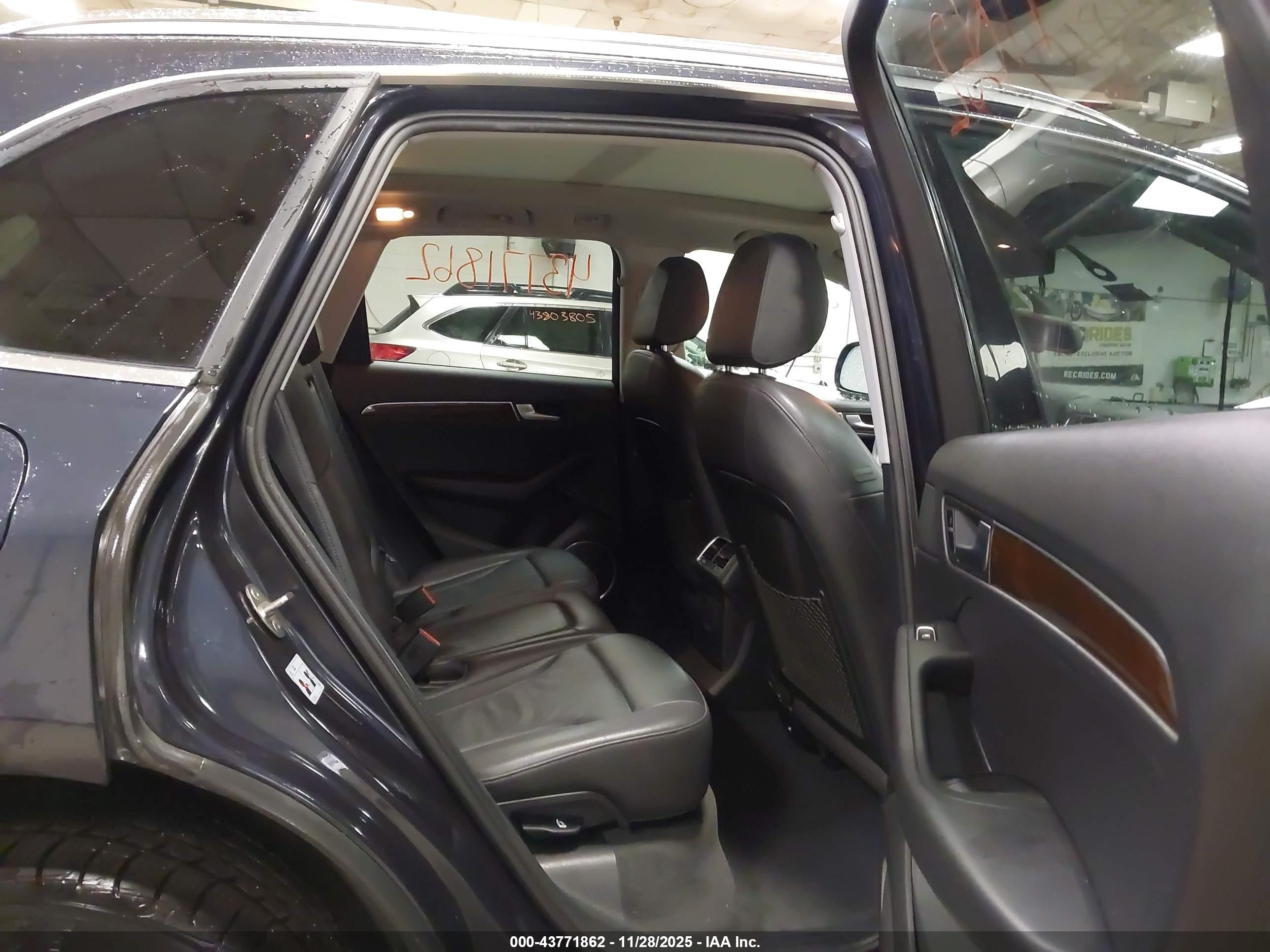 AUDI Q5 image 8