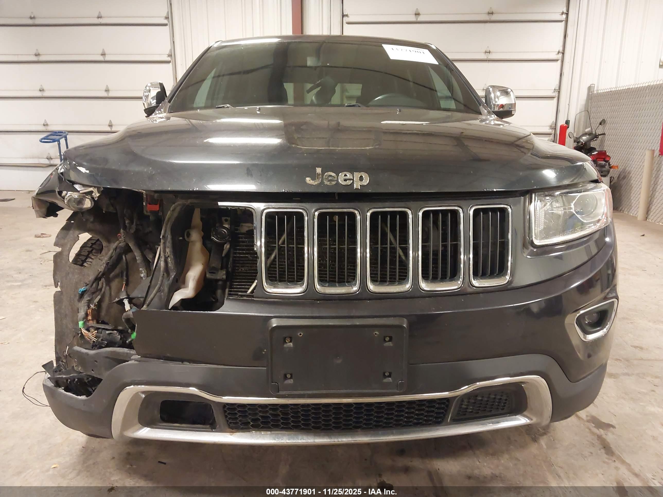 JEEP GRAND image 6