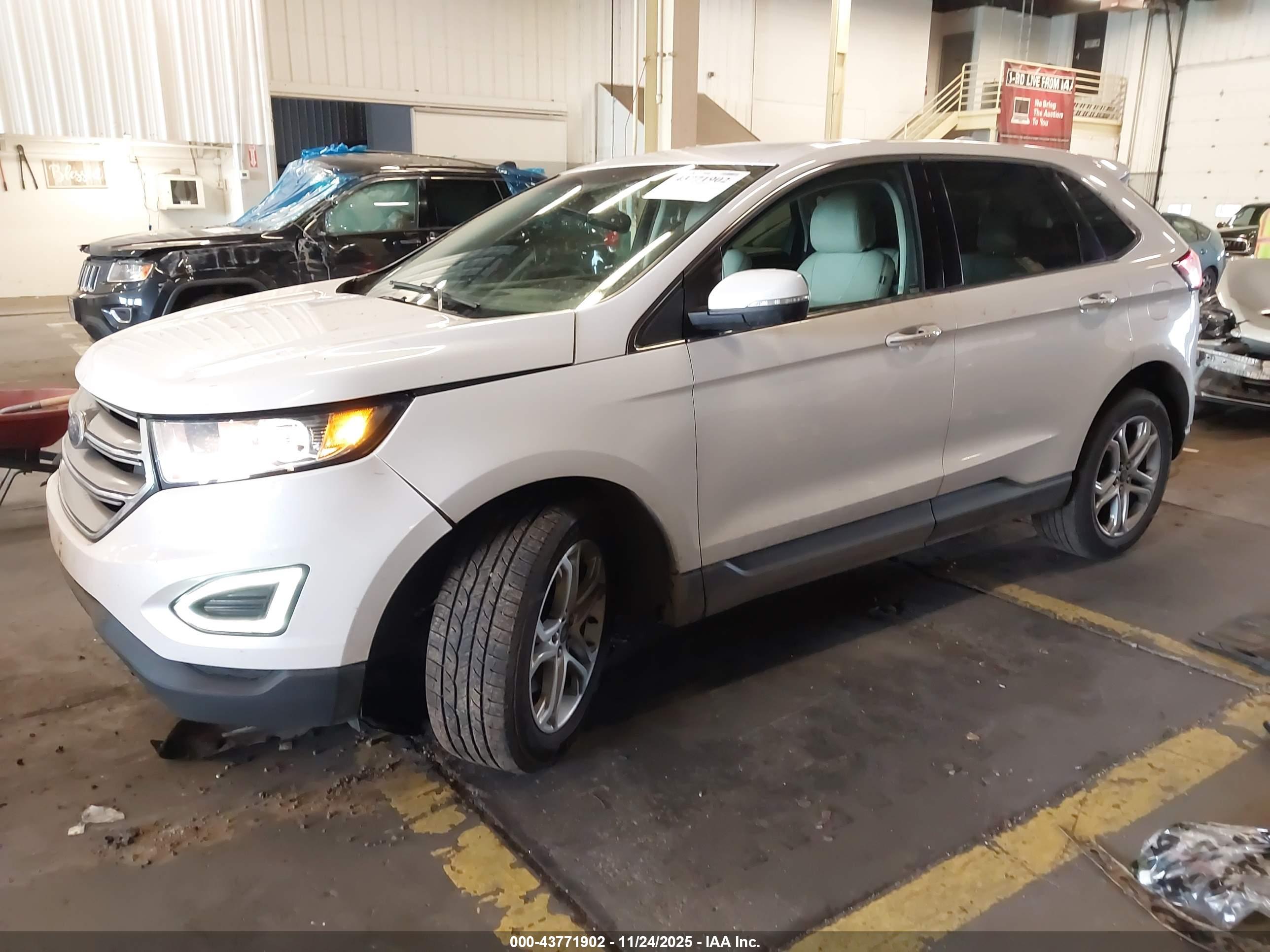FORD EDGE image 2