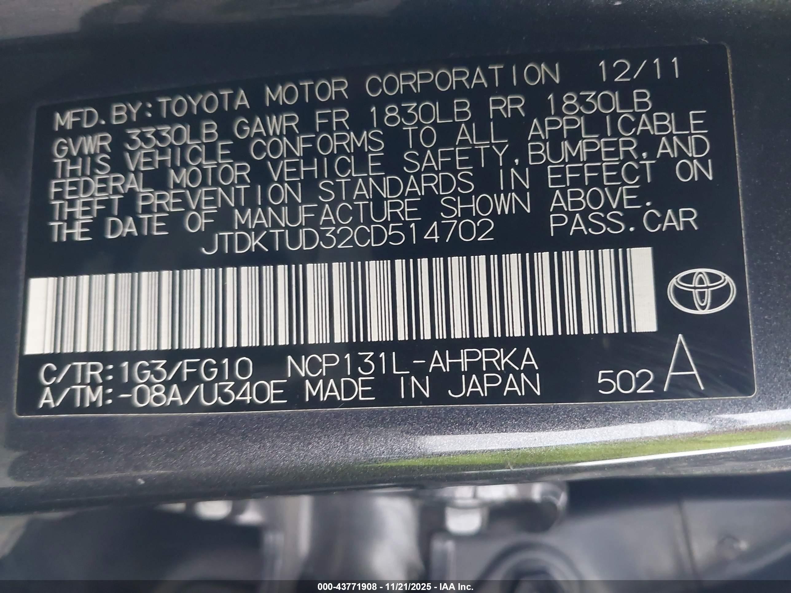 TOYOTA YARIS image 9