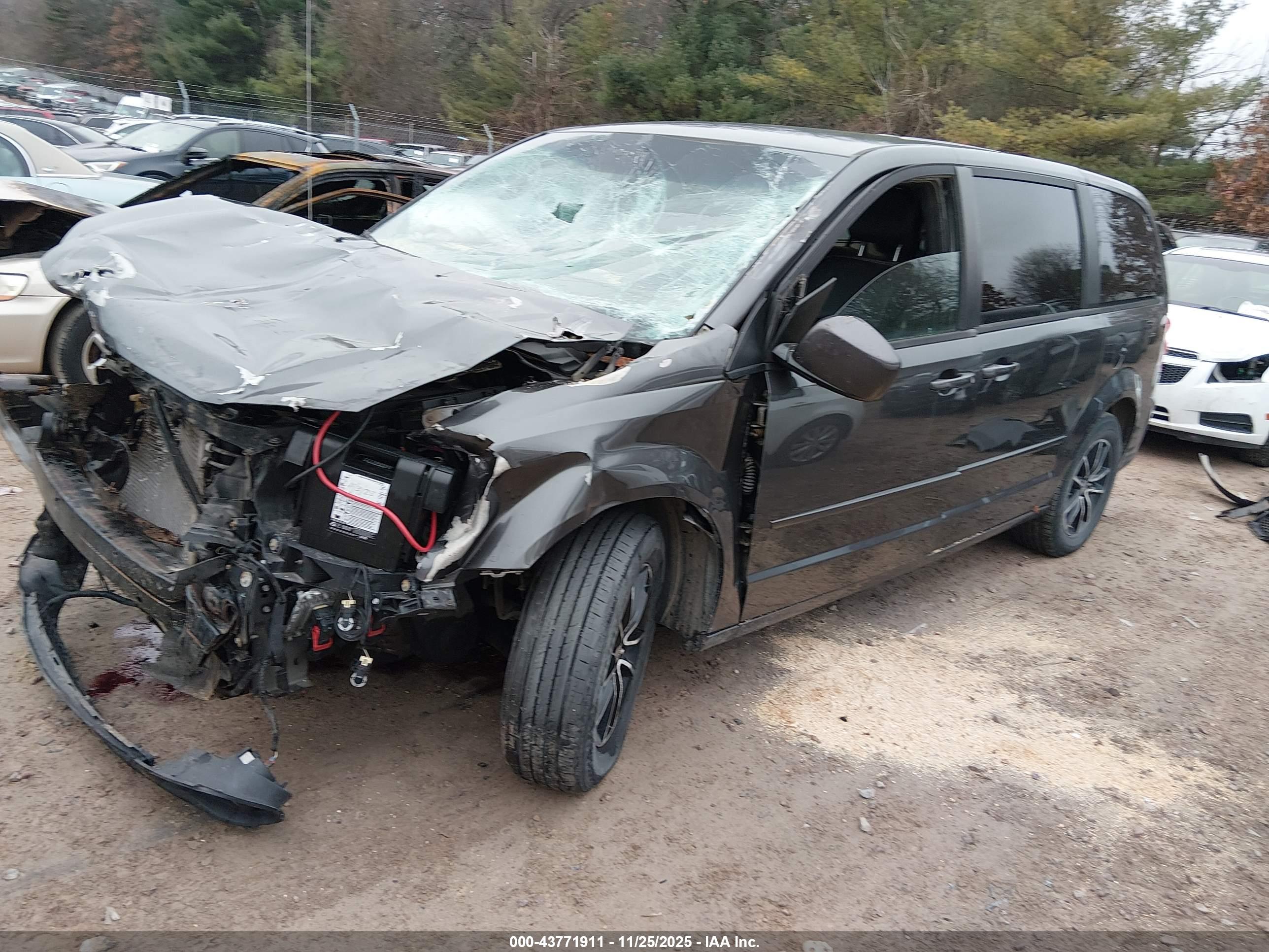 DODGE GRAND image 2