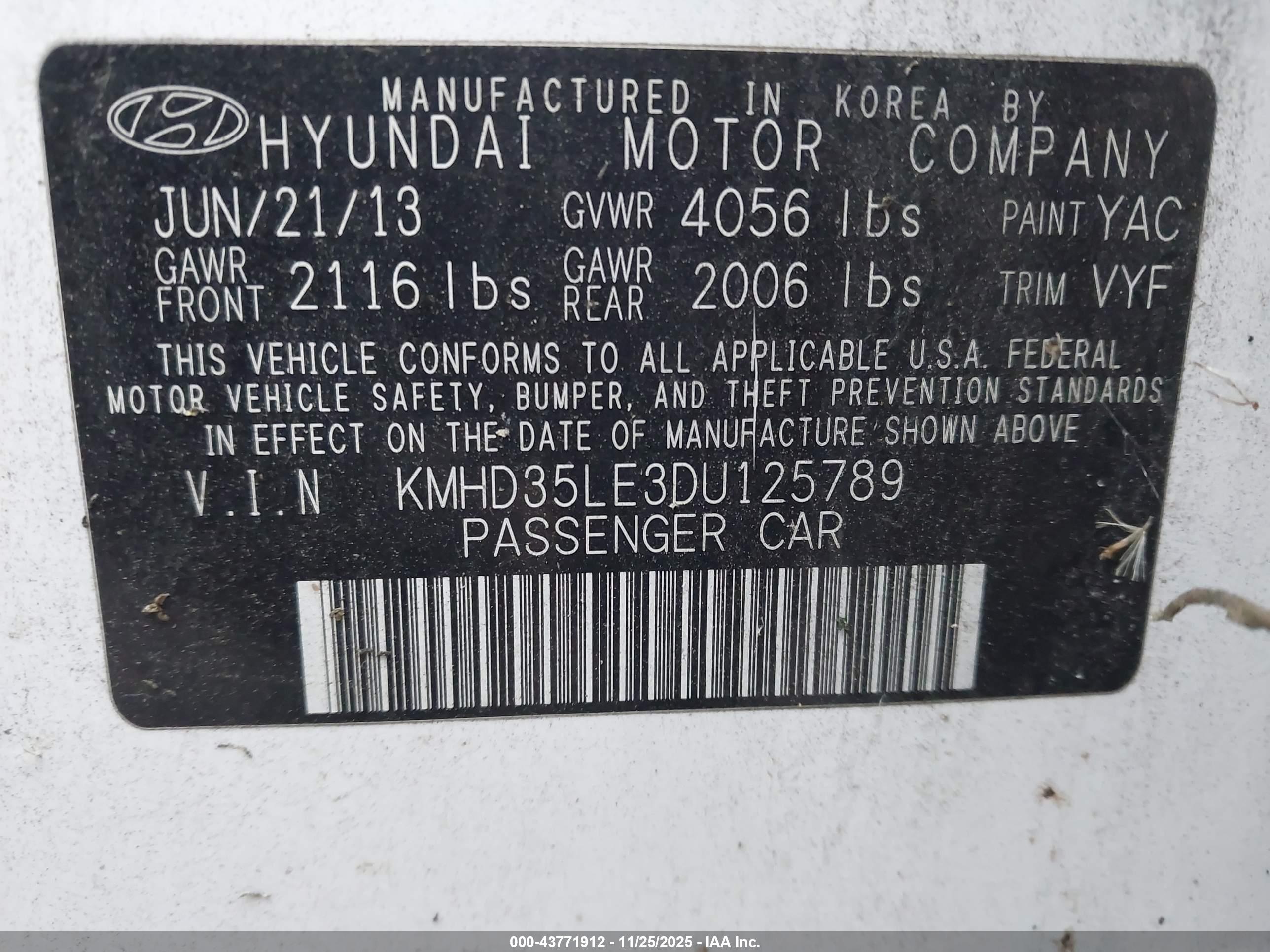 HYUNDAI ELANTRA image 9