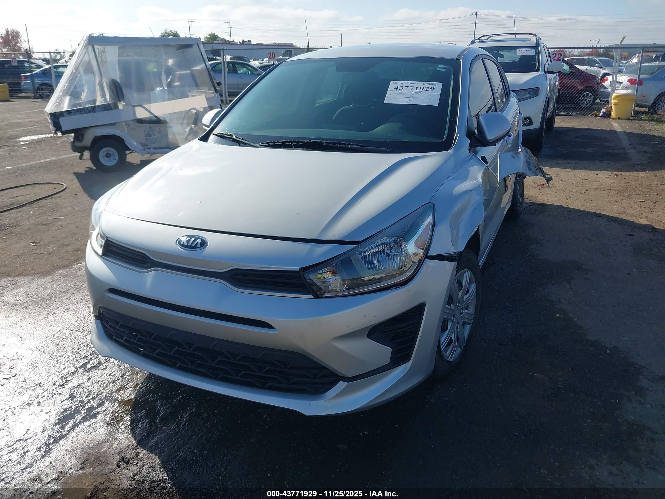 KIA RIO image 2