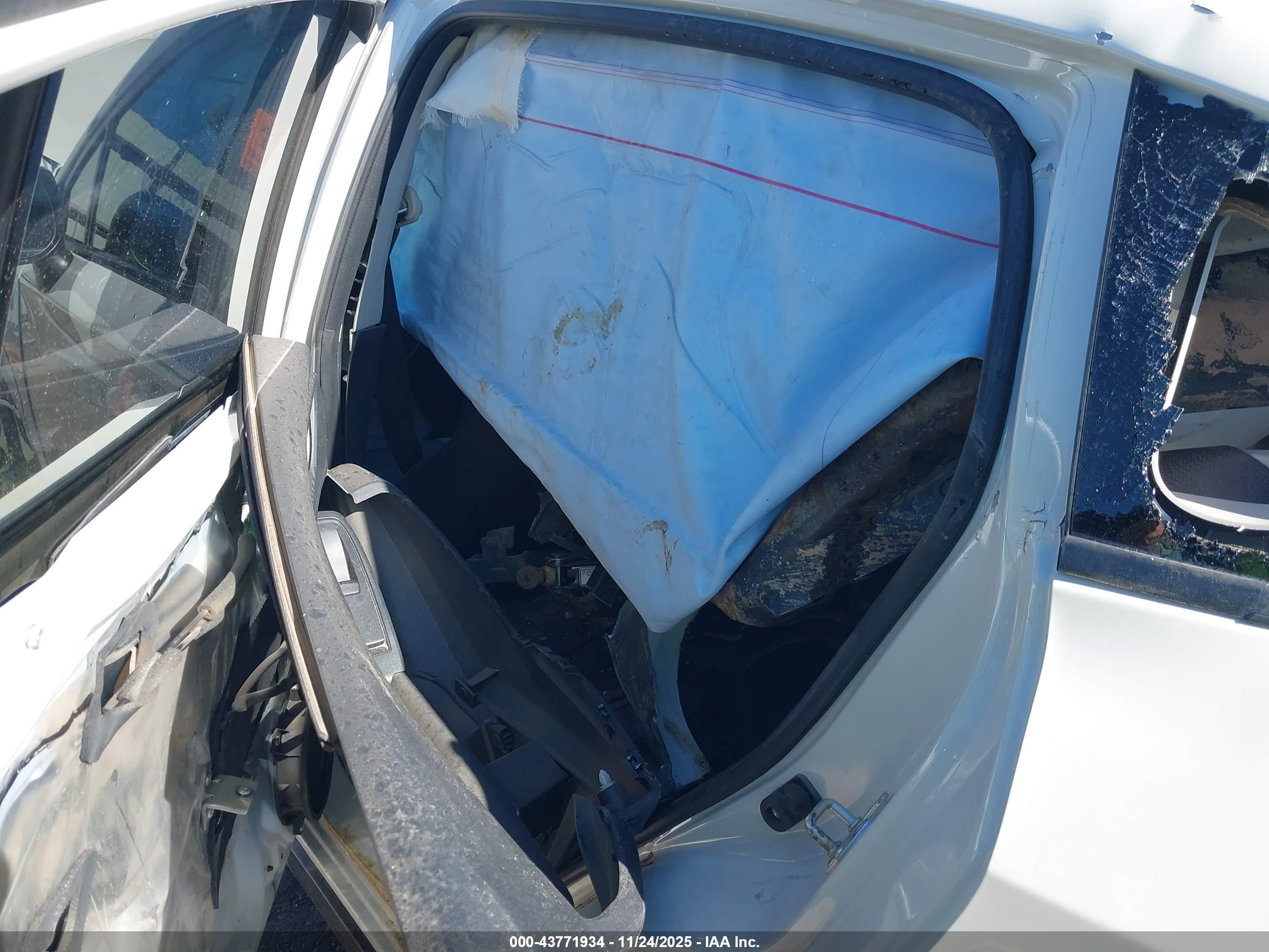 SUBARU CROSSTREK image 8