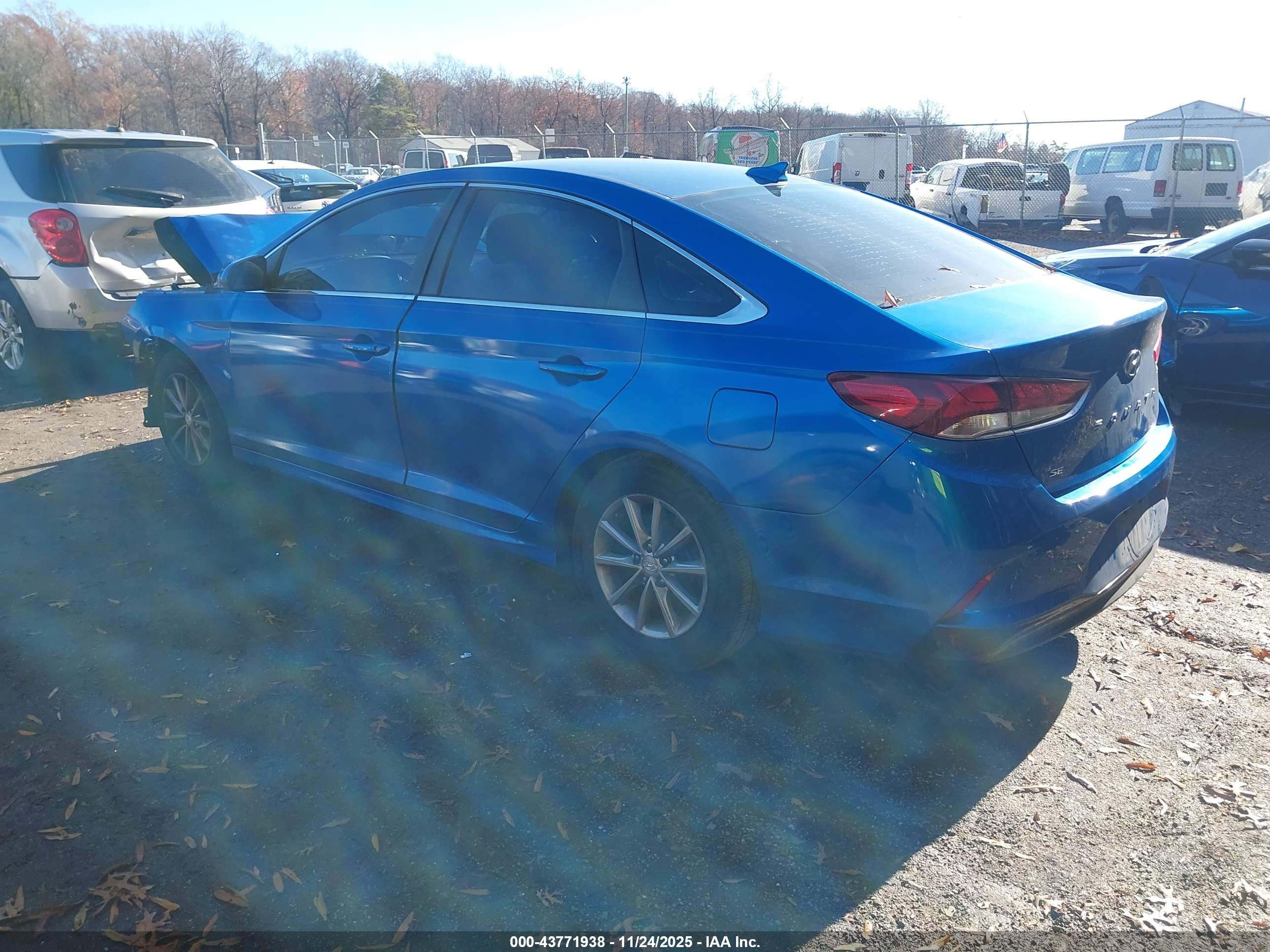HYUNDAI SONATA image 3