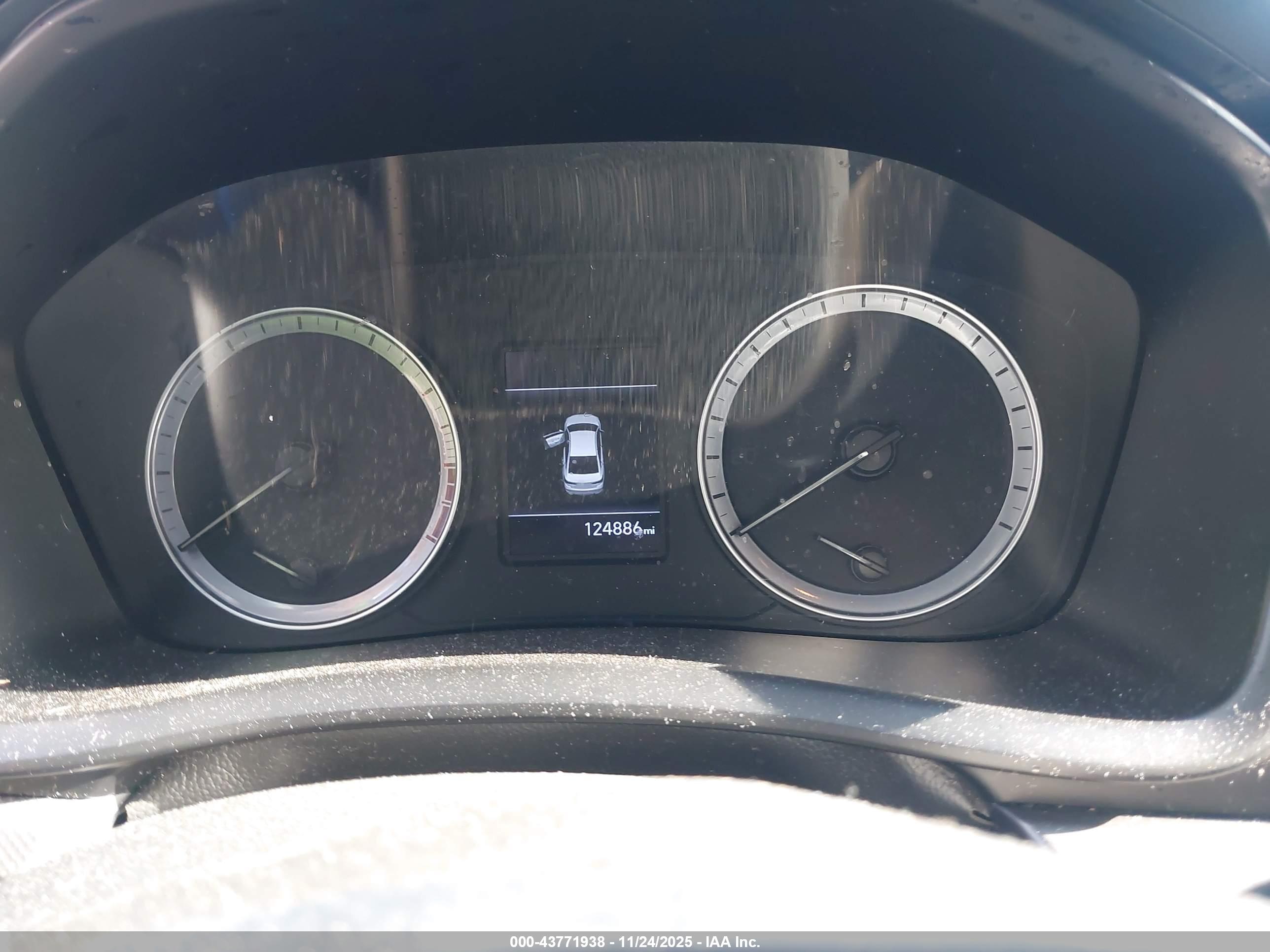 HYUNDAI SONATA image 7