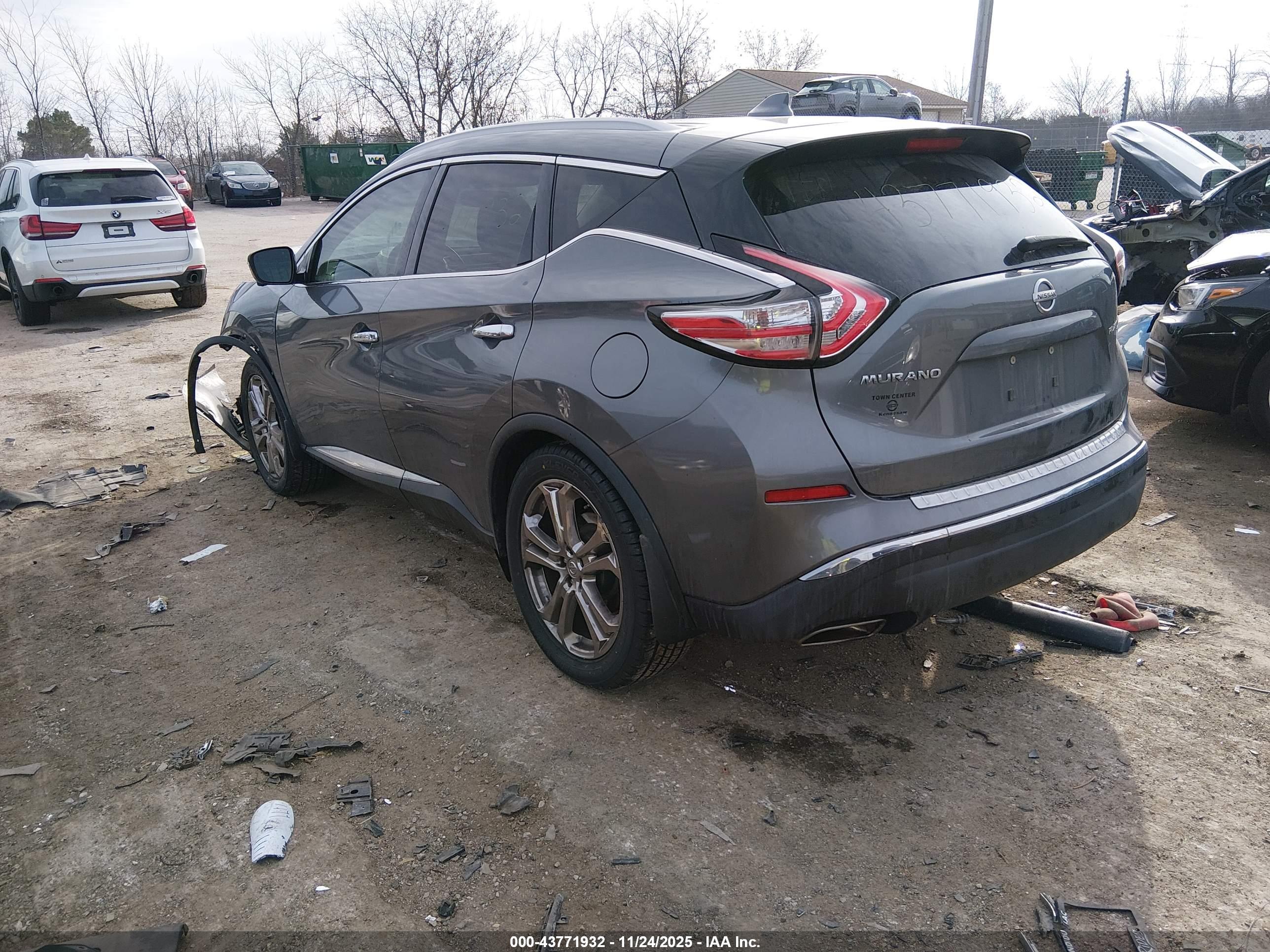 NISSAN MURANO image 3