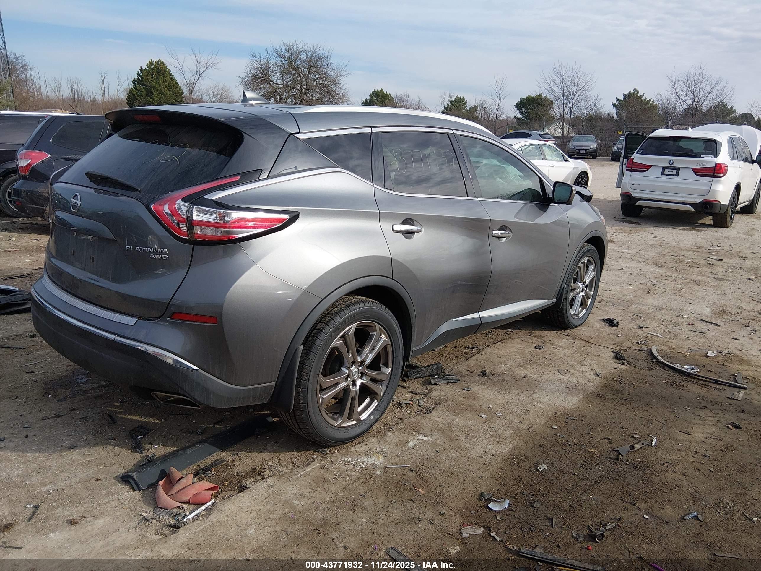 NISSAN MURANO image 4