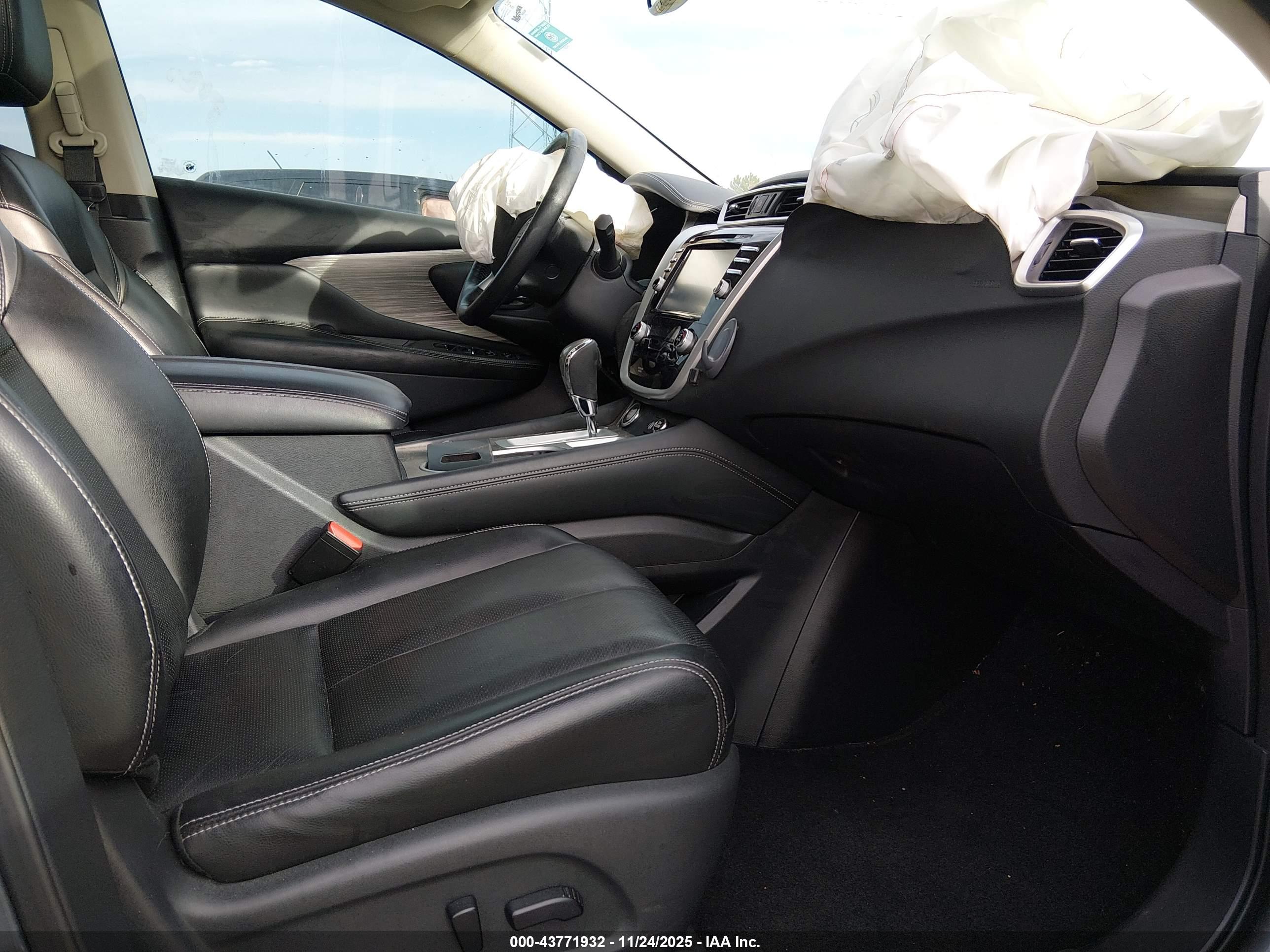 NISSAN MURANO image 5