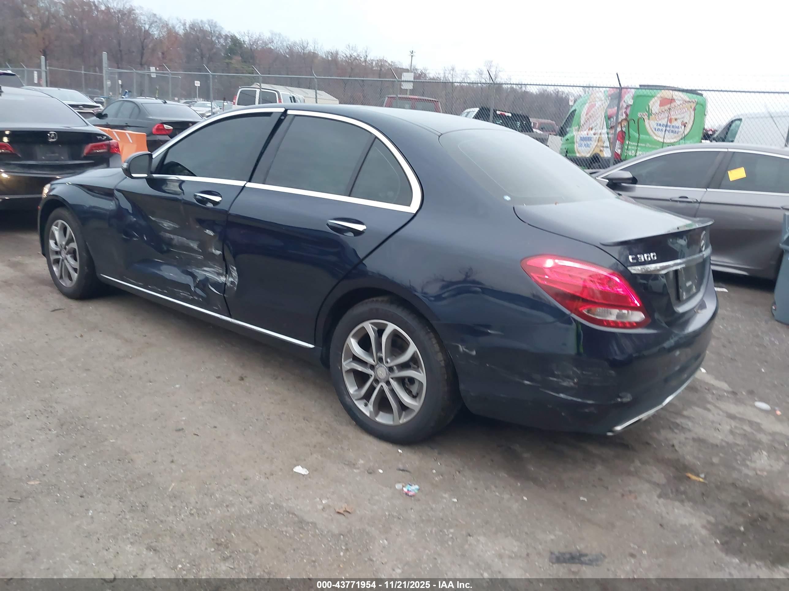 MERCEDES-BENZ C image 3