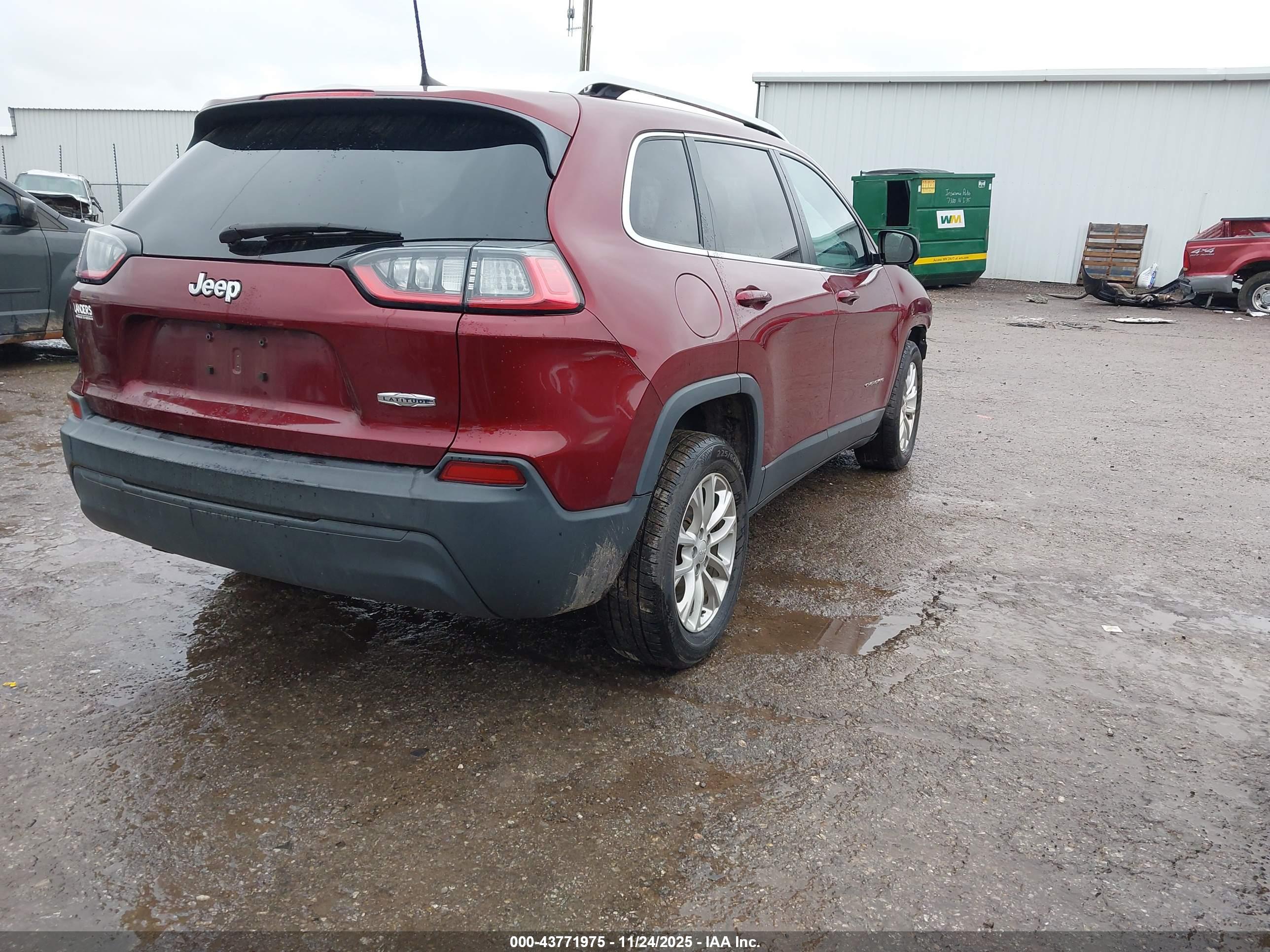 JEEP CHEROKEE image 4