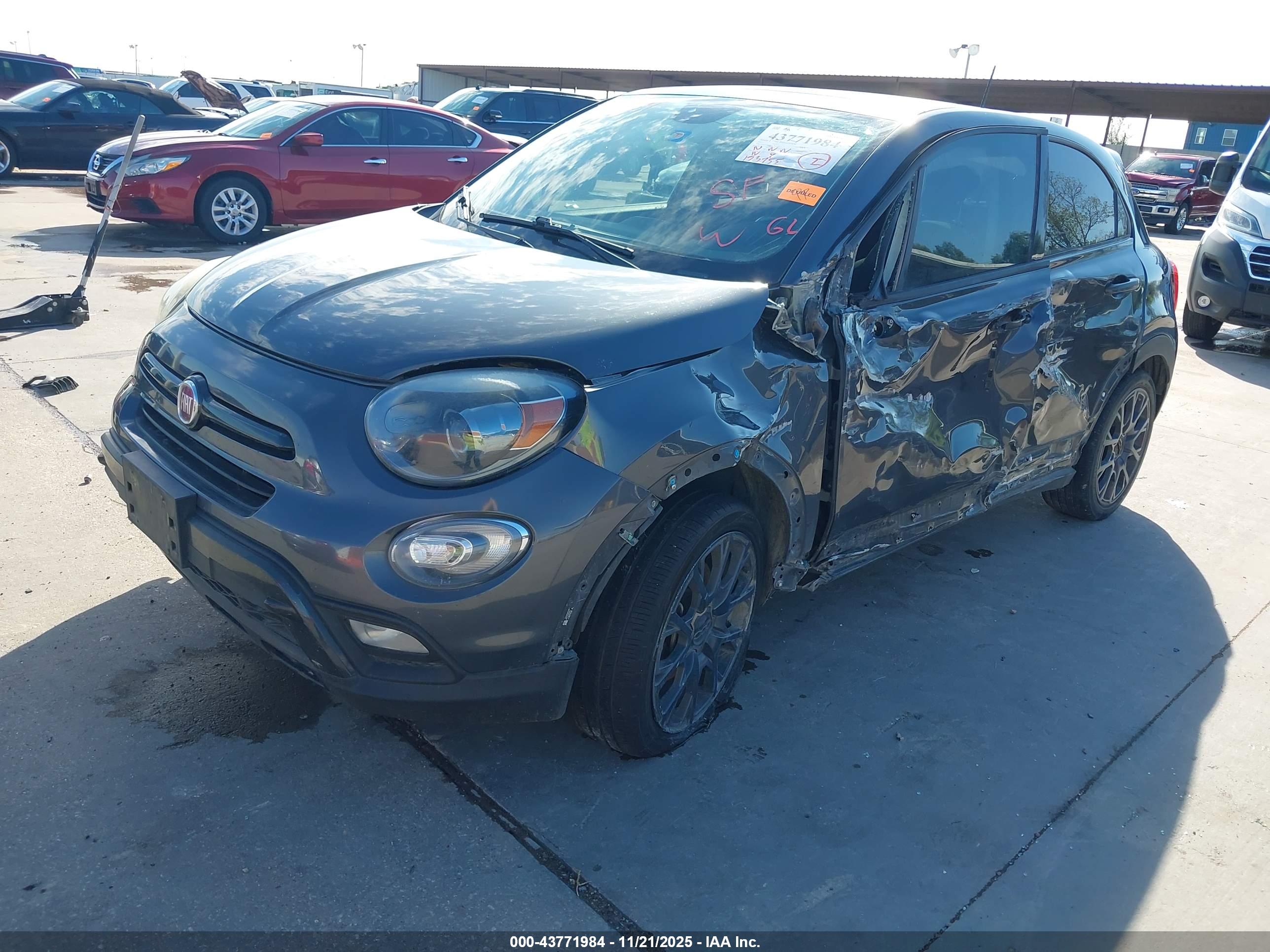 FIAT 500X image 2