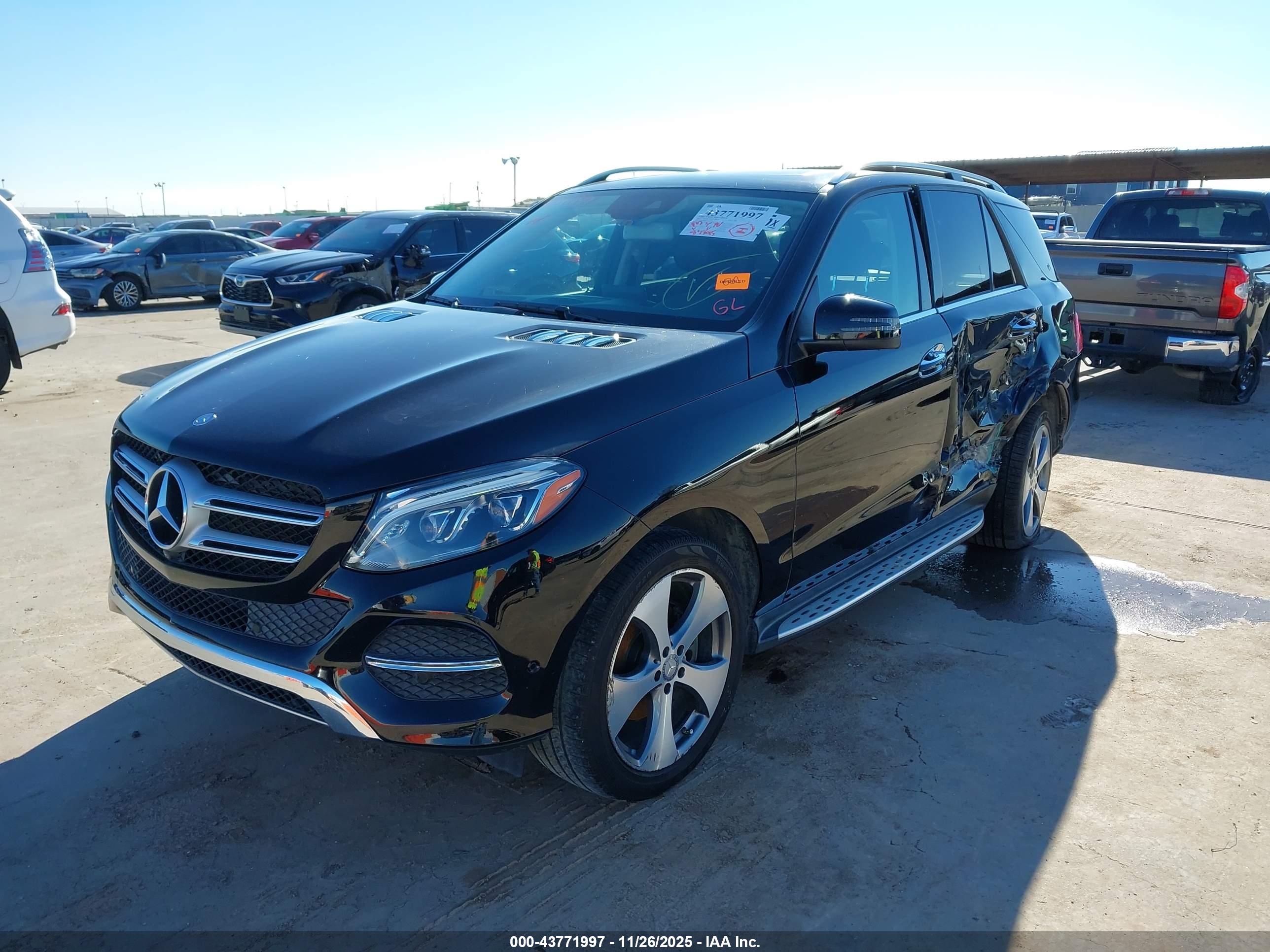 MERCEDES-BENZ GLE image 2
