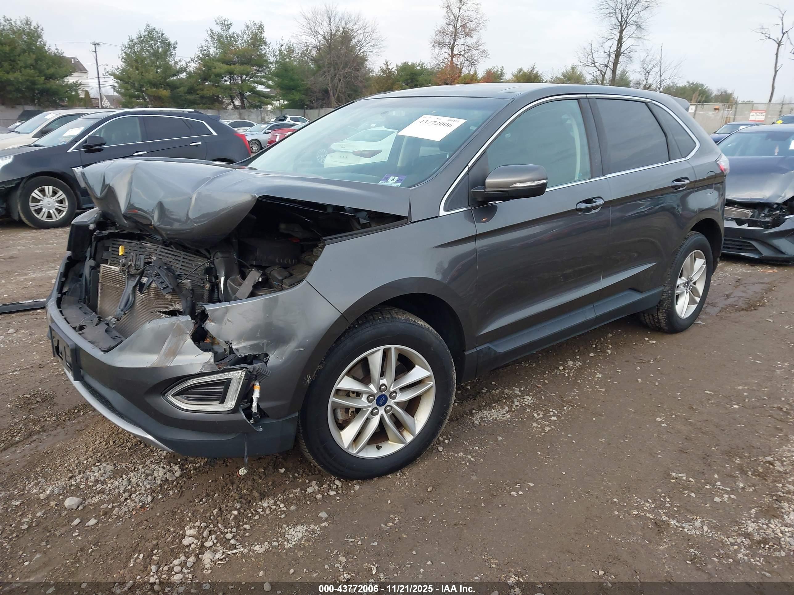 FORD EDGE image 2