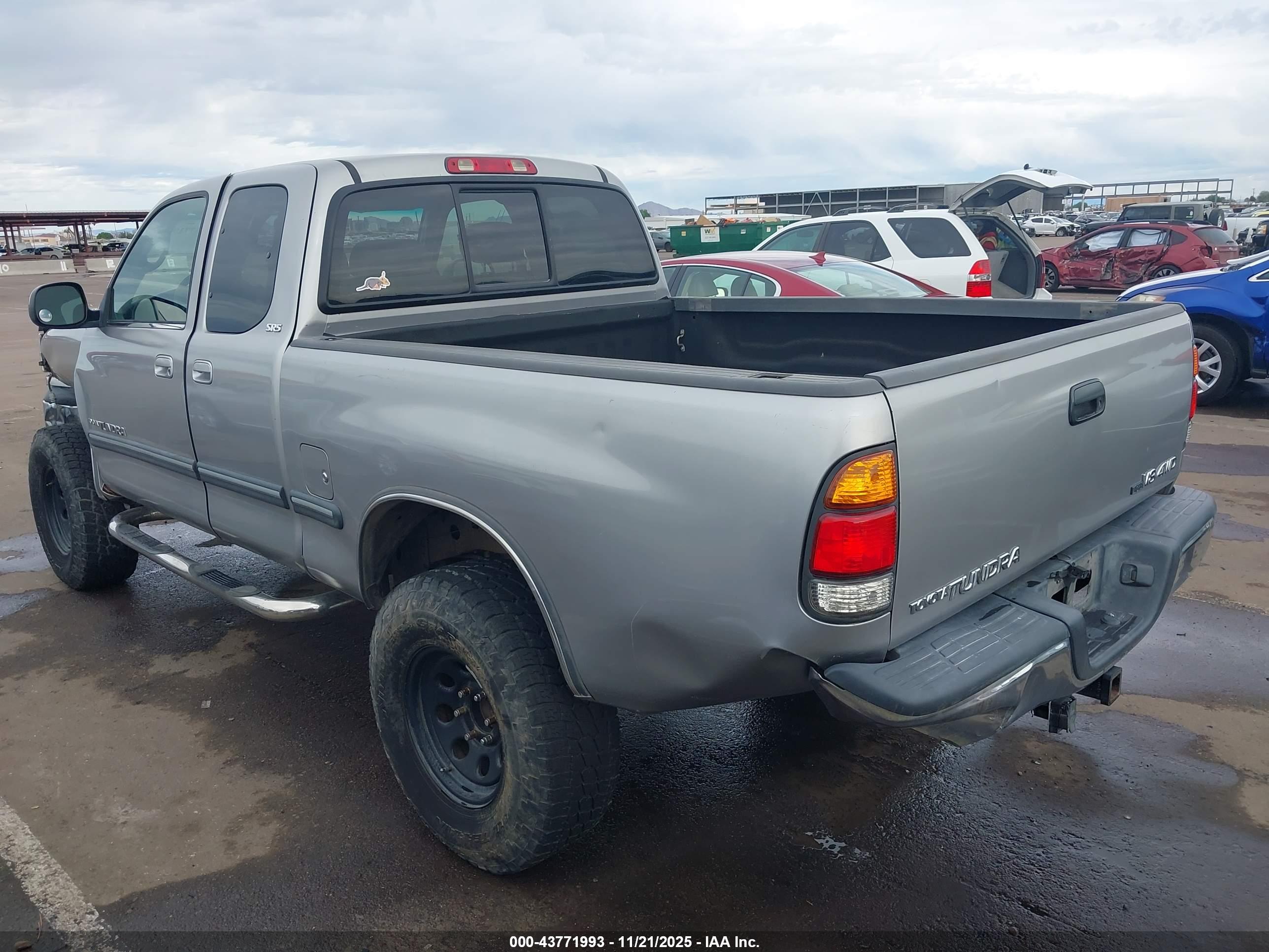 TOYOTA TUNDRA image 3
