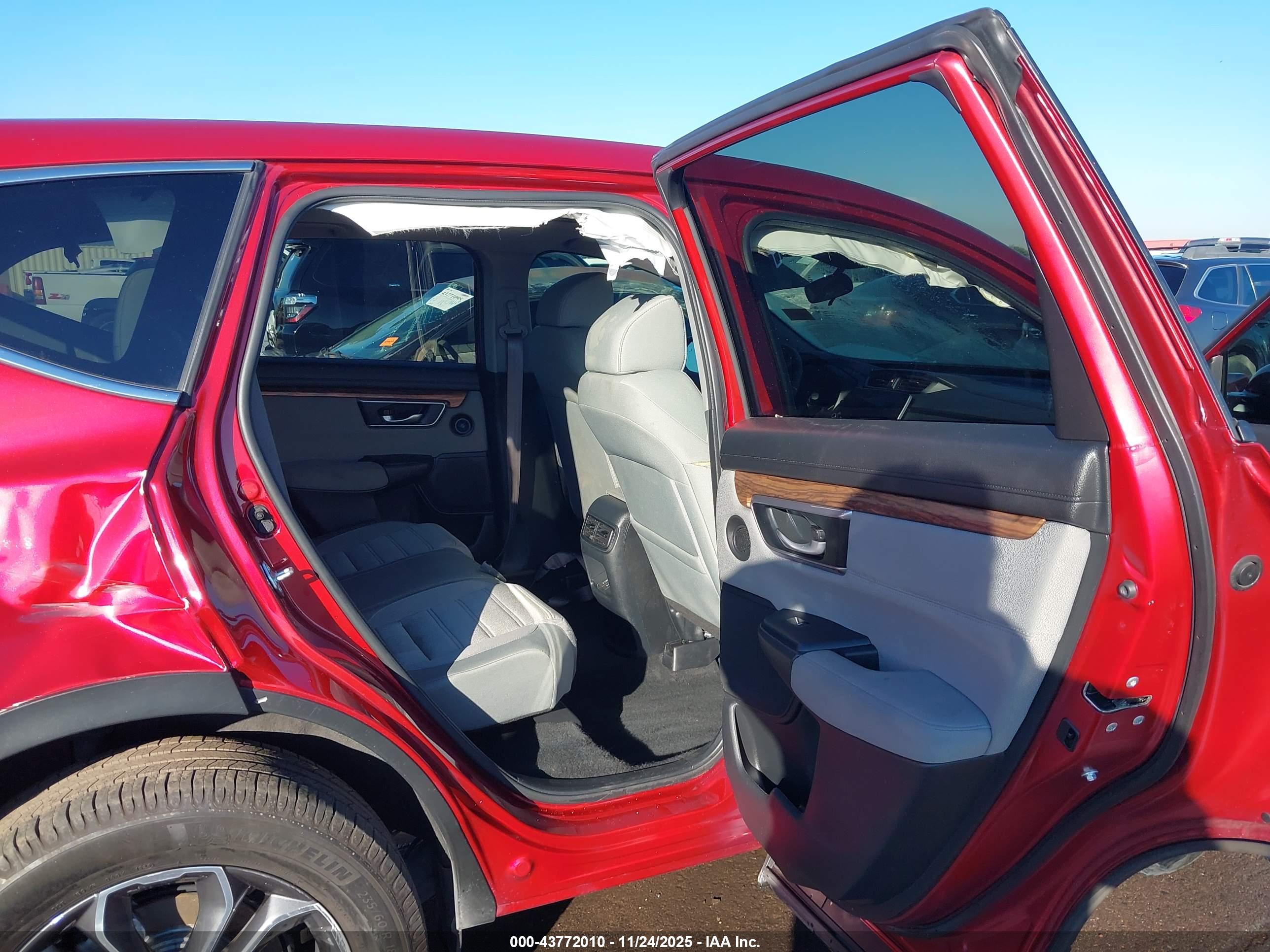 HONDA CR-V image 8