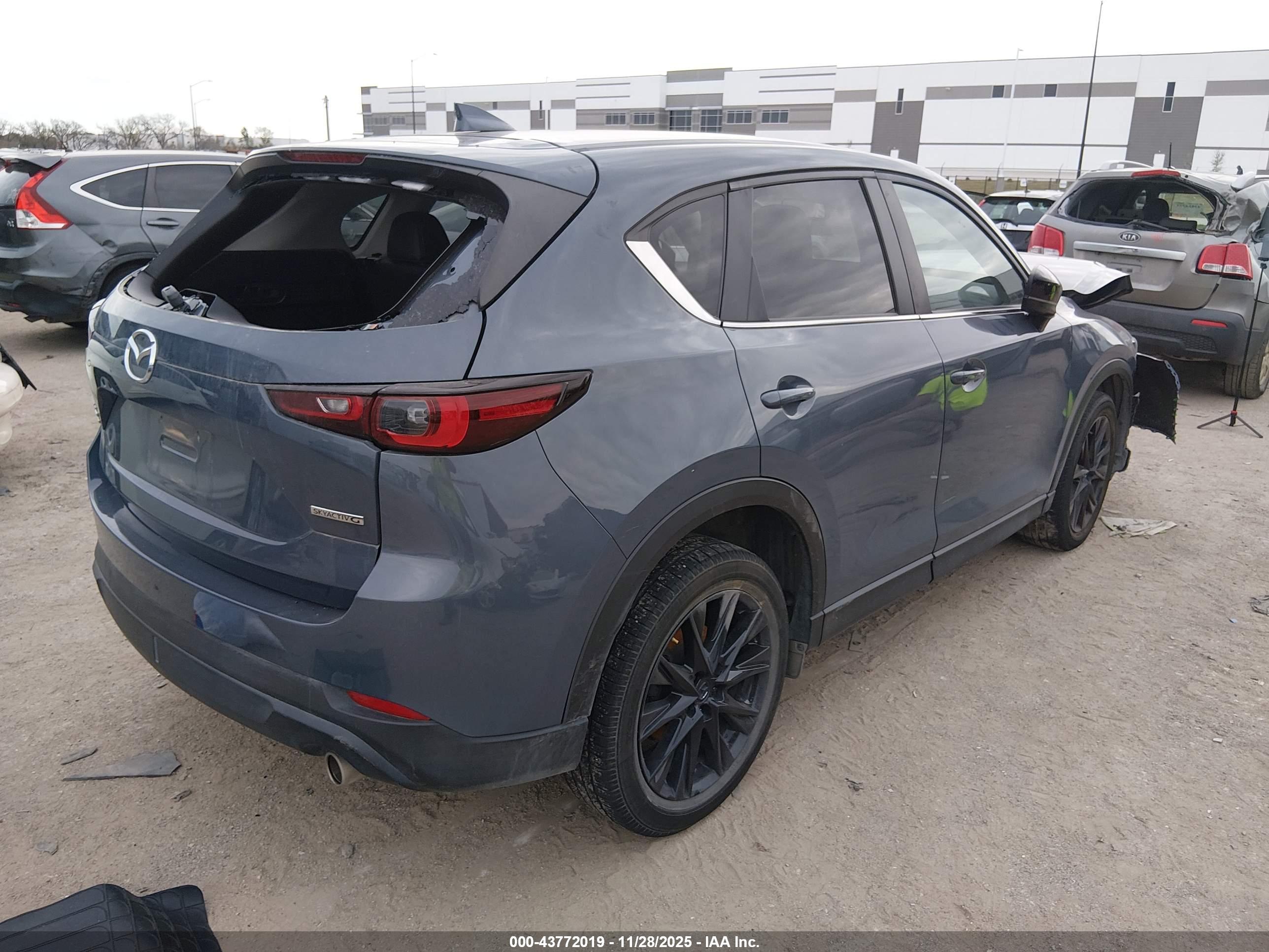 MAZDA CX-5 image 4