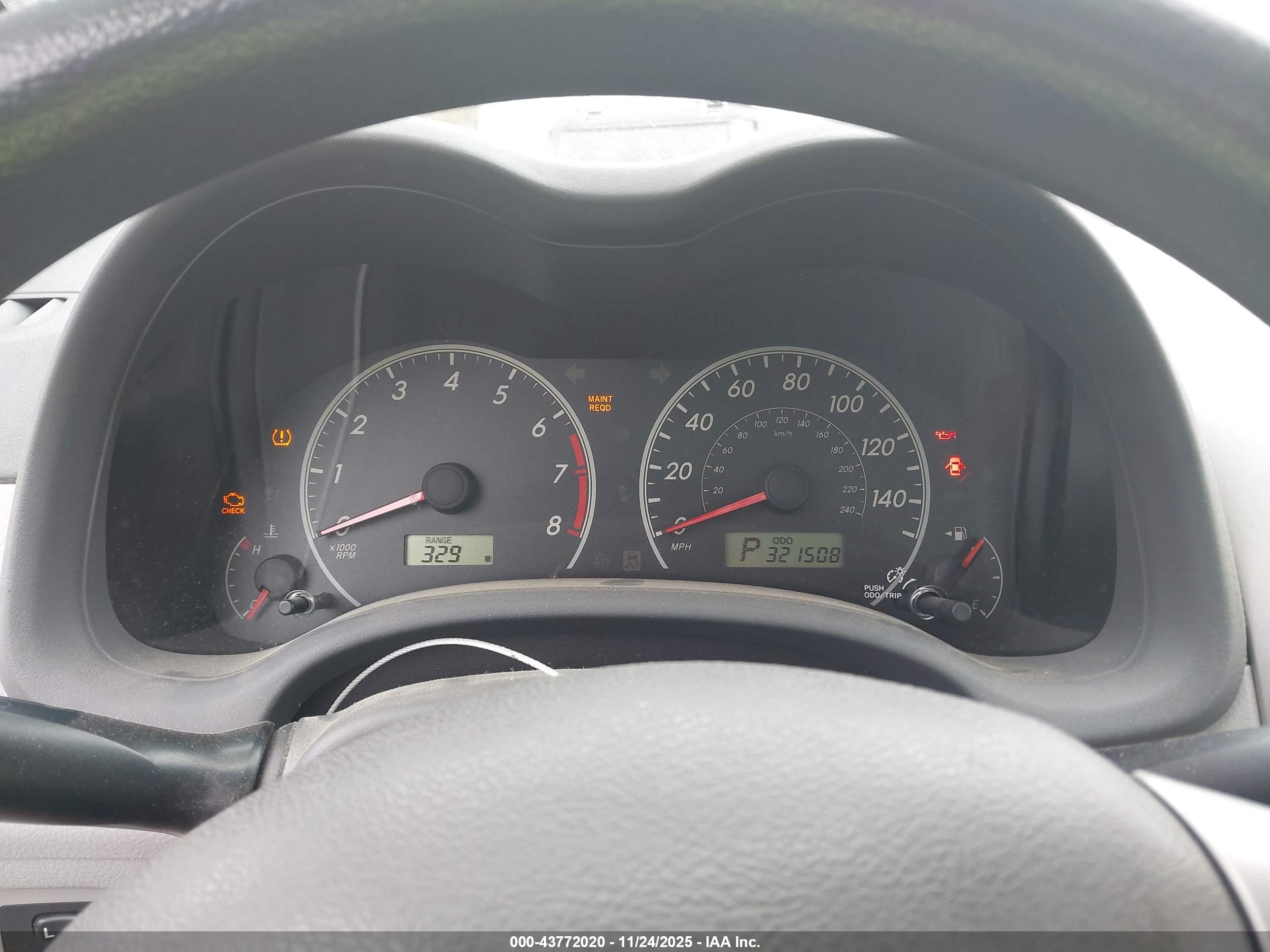 TOYOTA COROLLA image 7